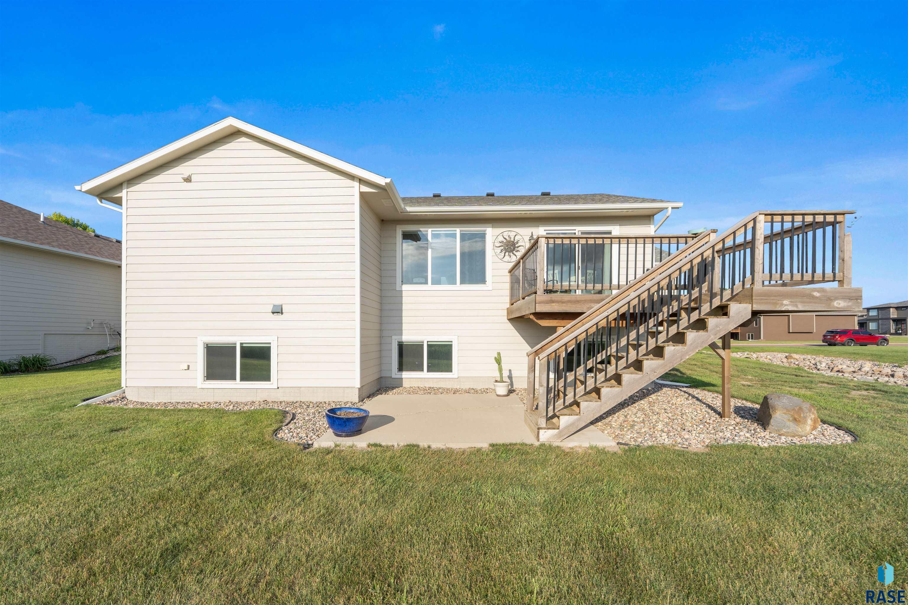 main property photo 66
