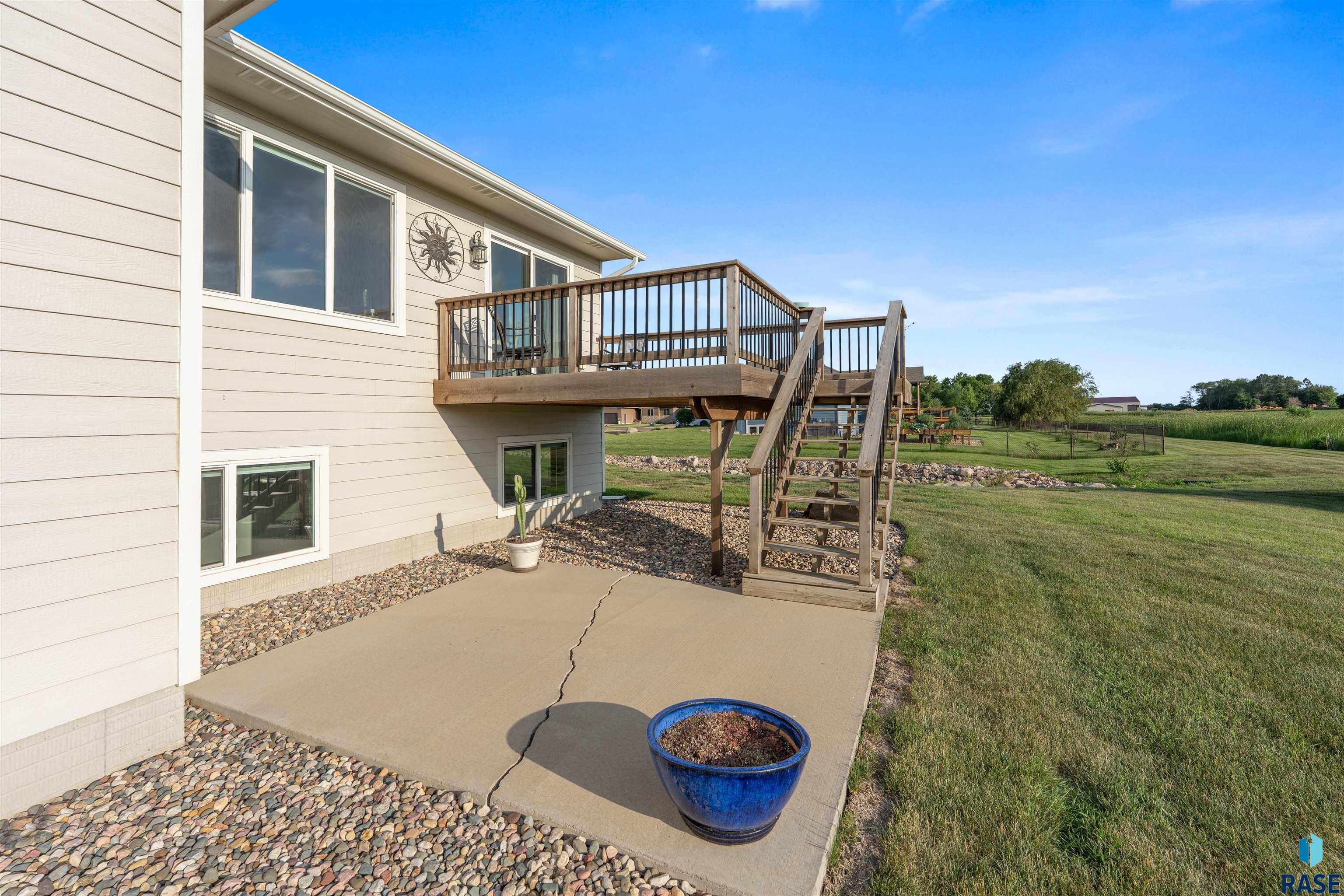 main property photo 67