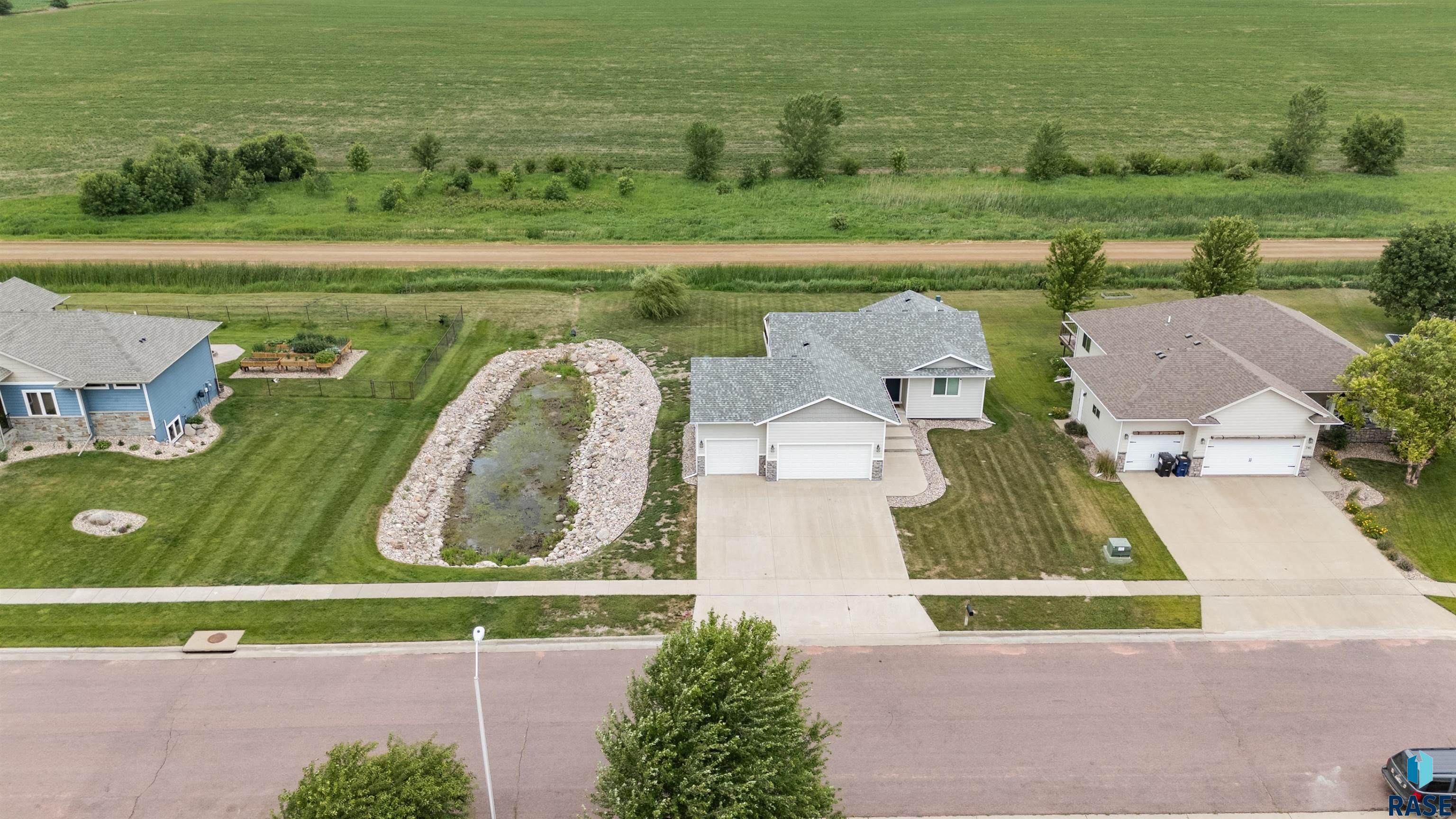 main property photo 91