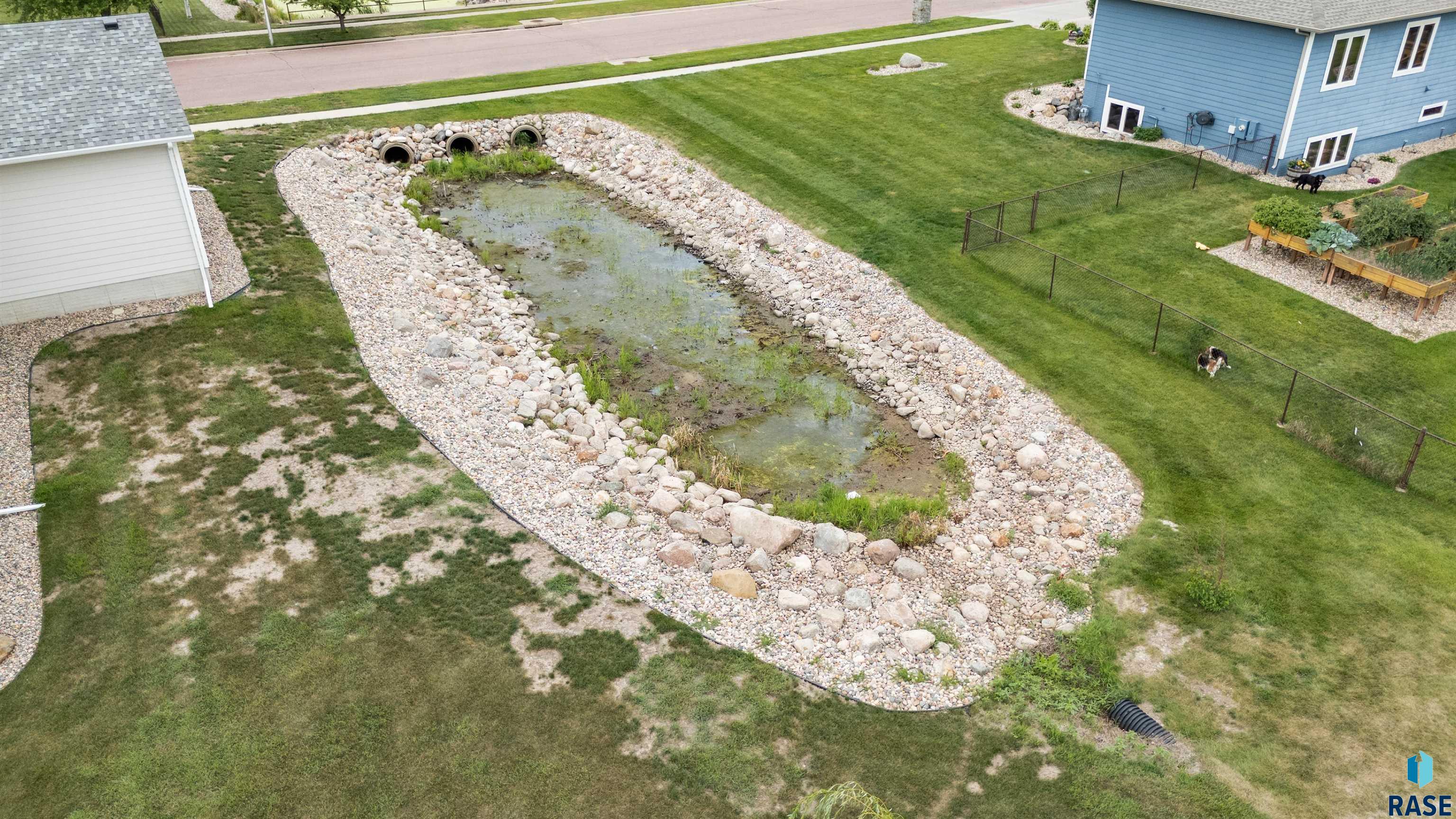 main property photo 99