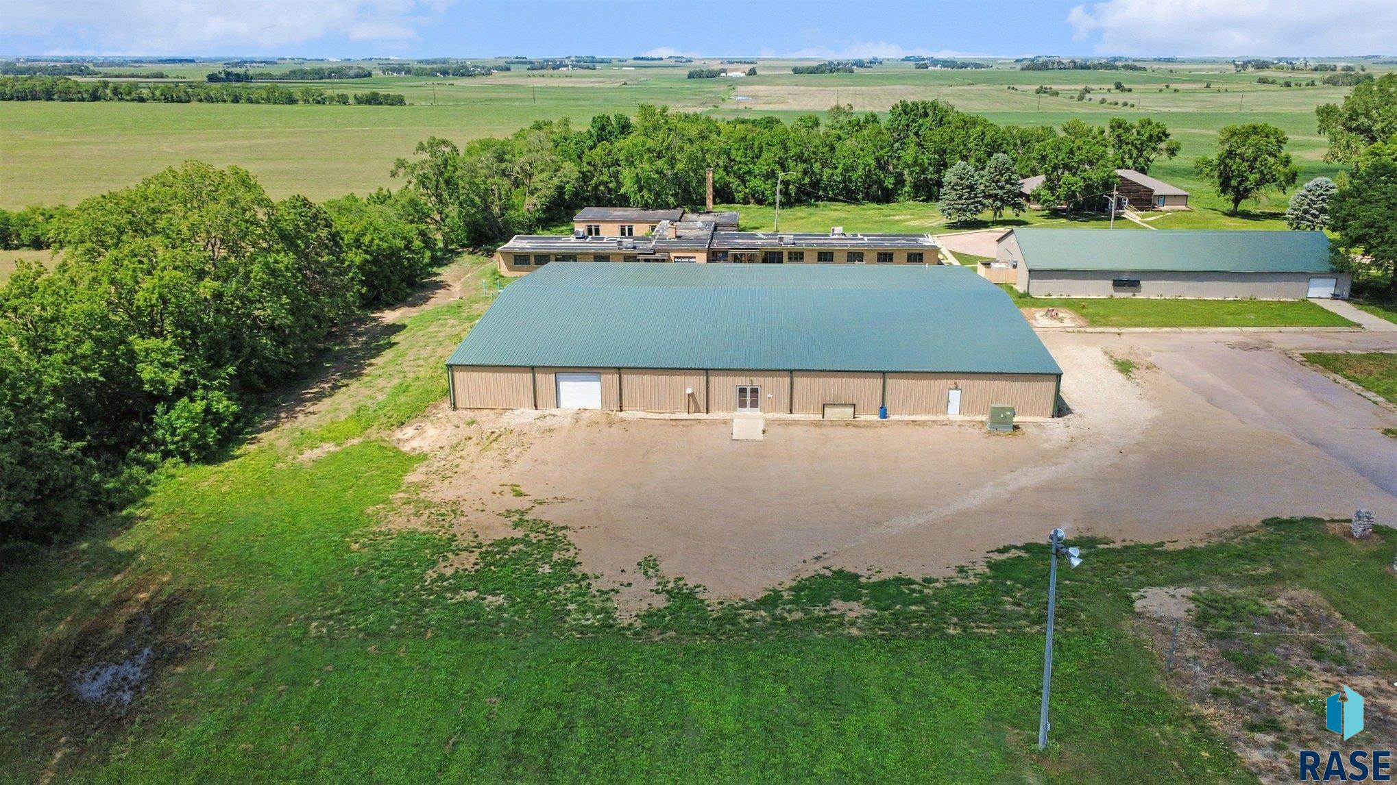 main property photo 15