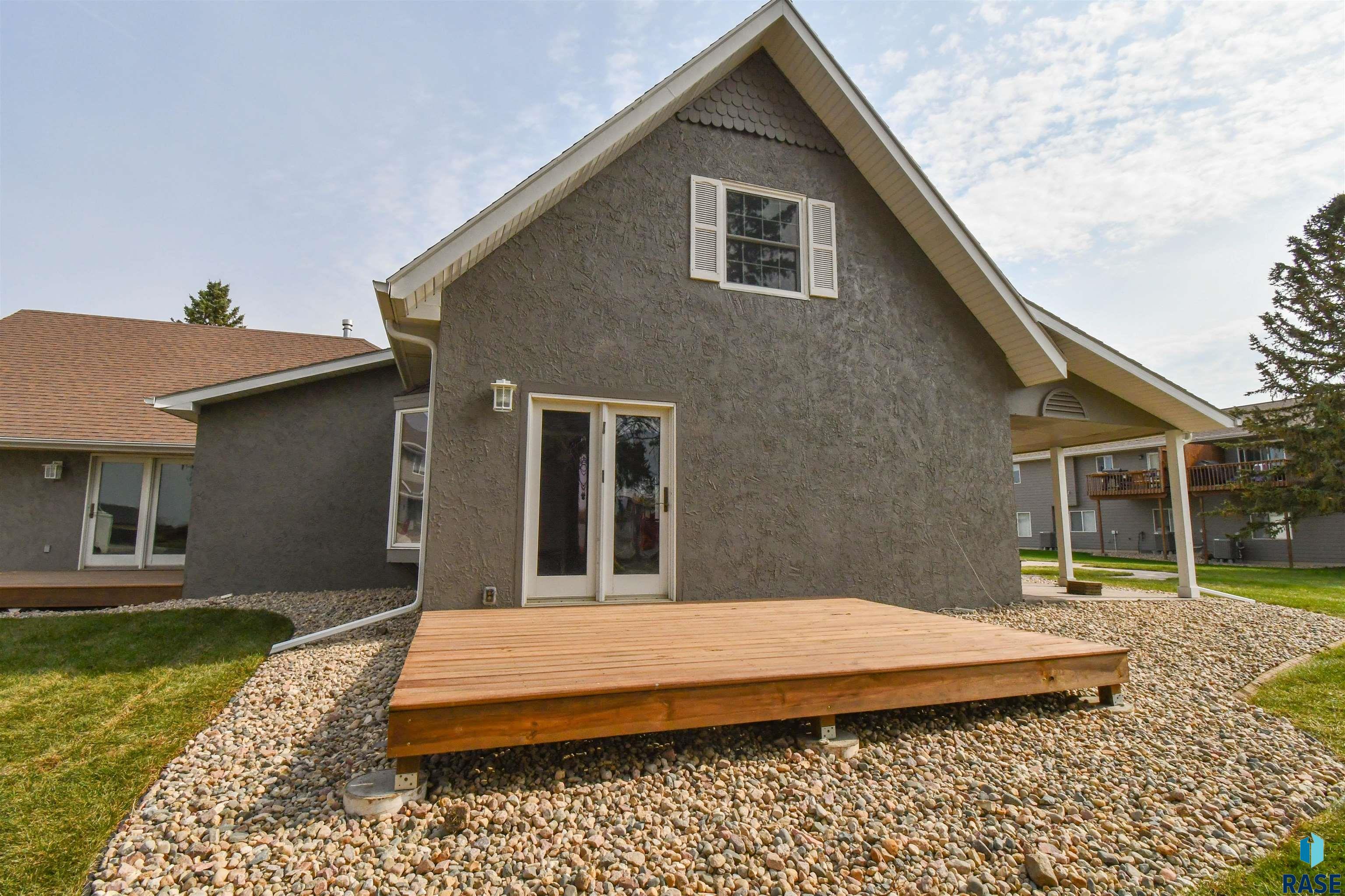 main property photo 54