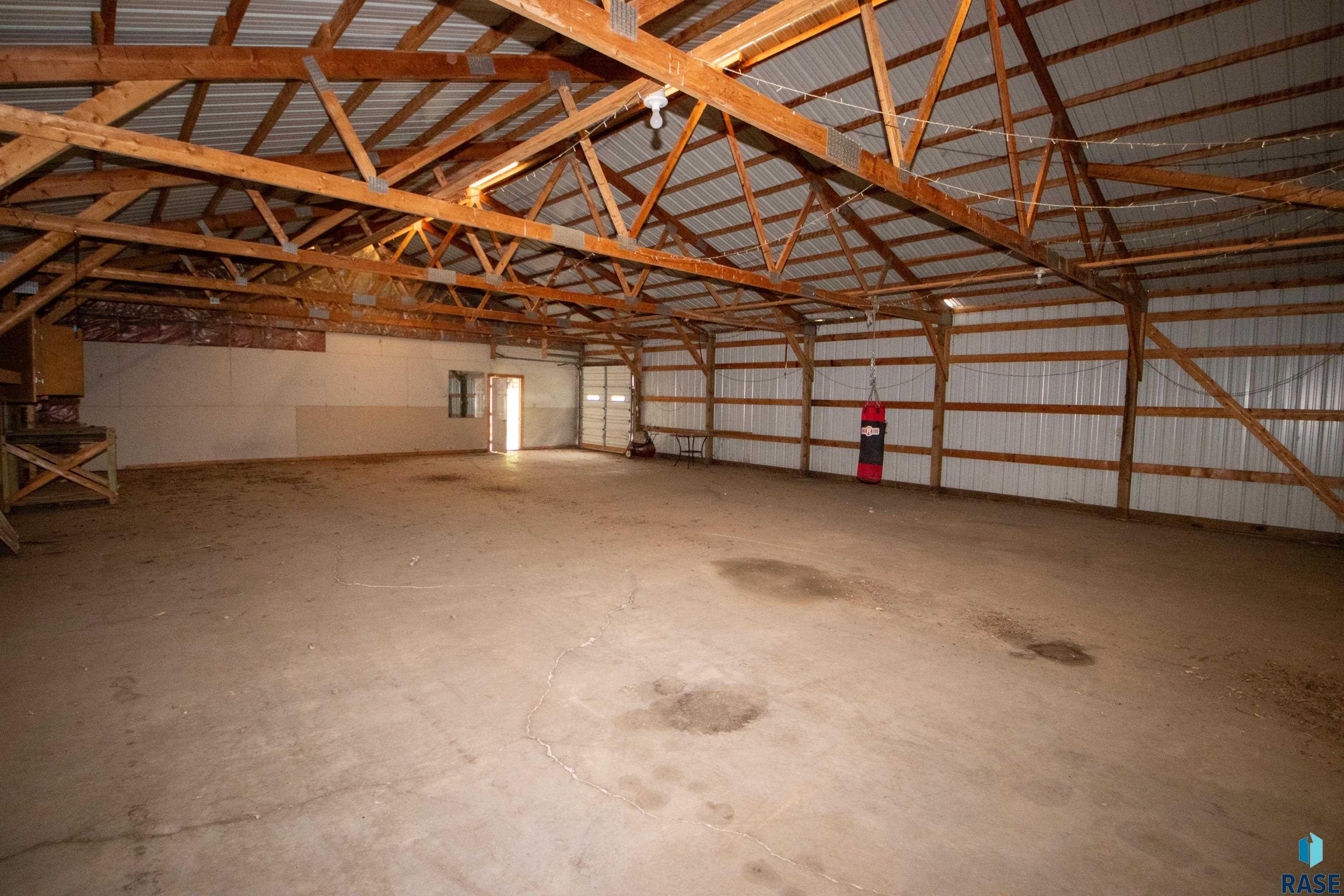main property photo 36