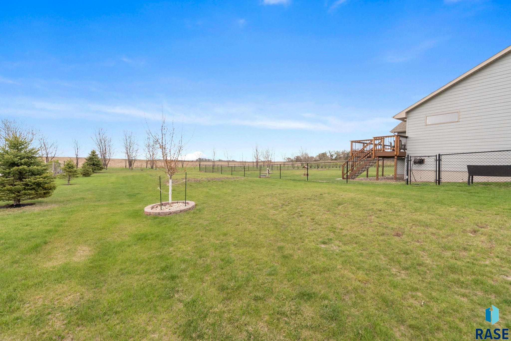 main property photo 59