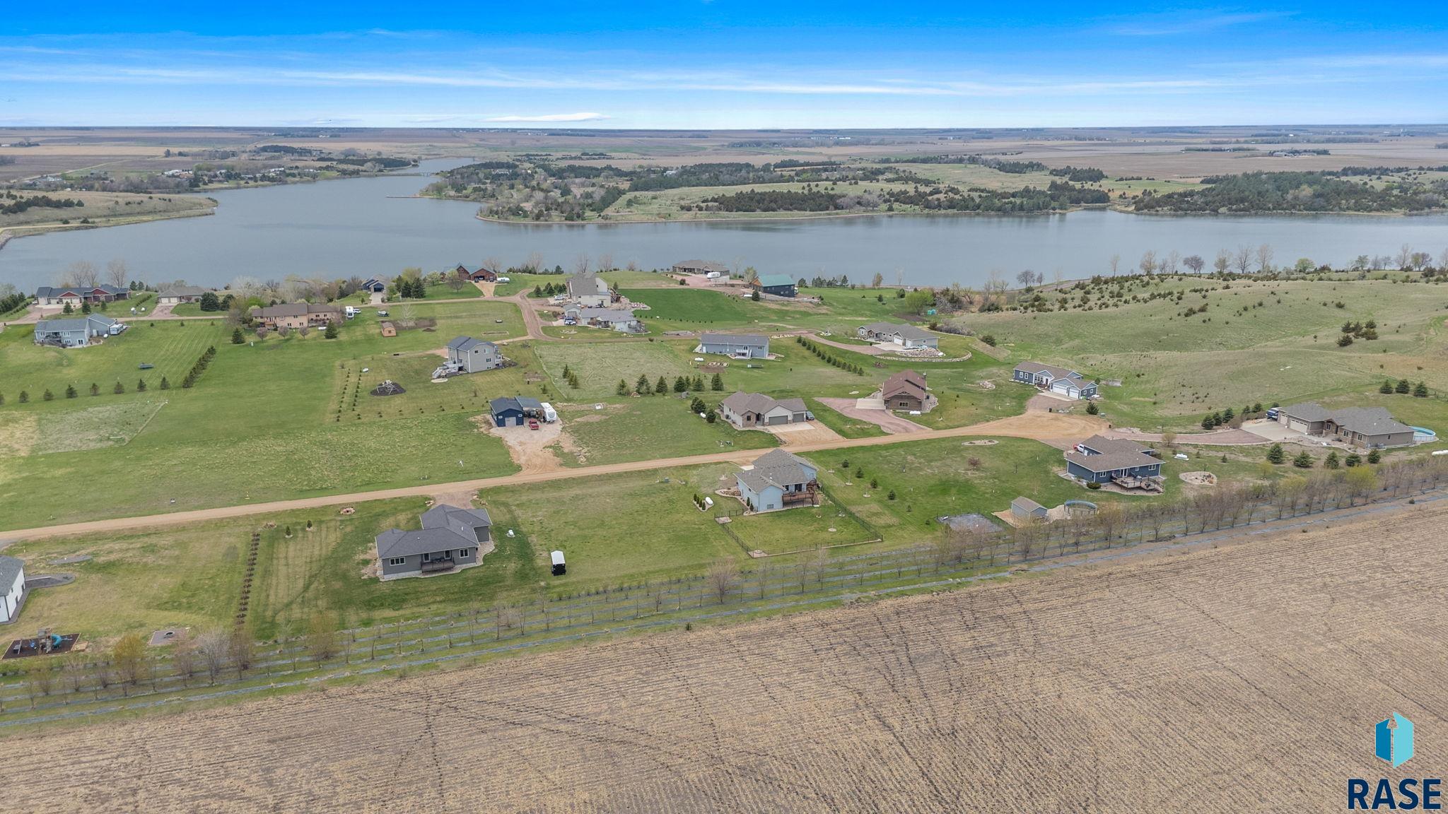 main property photo 66