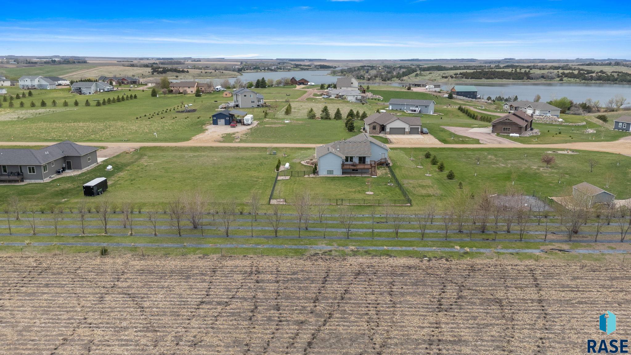 main property photo 67