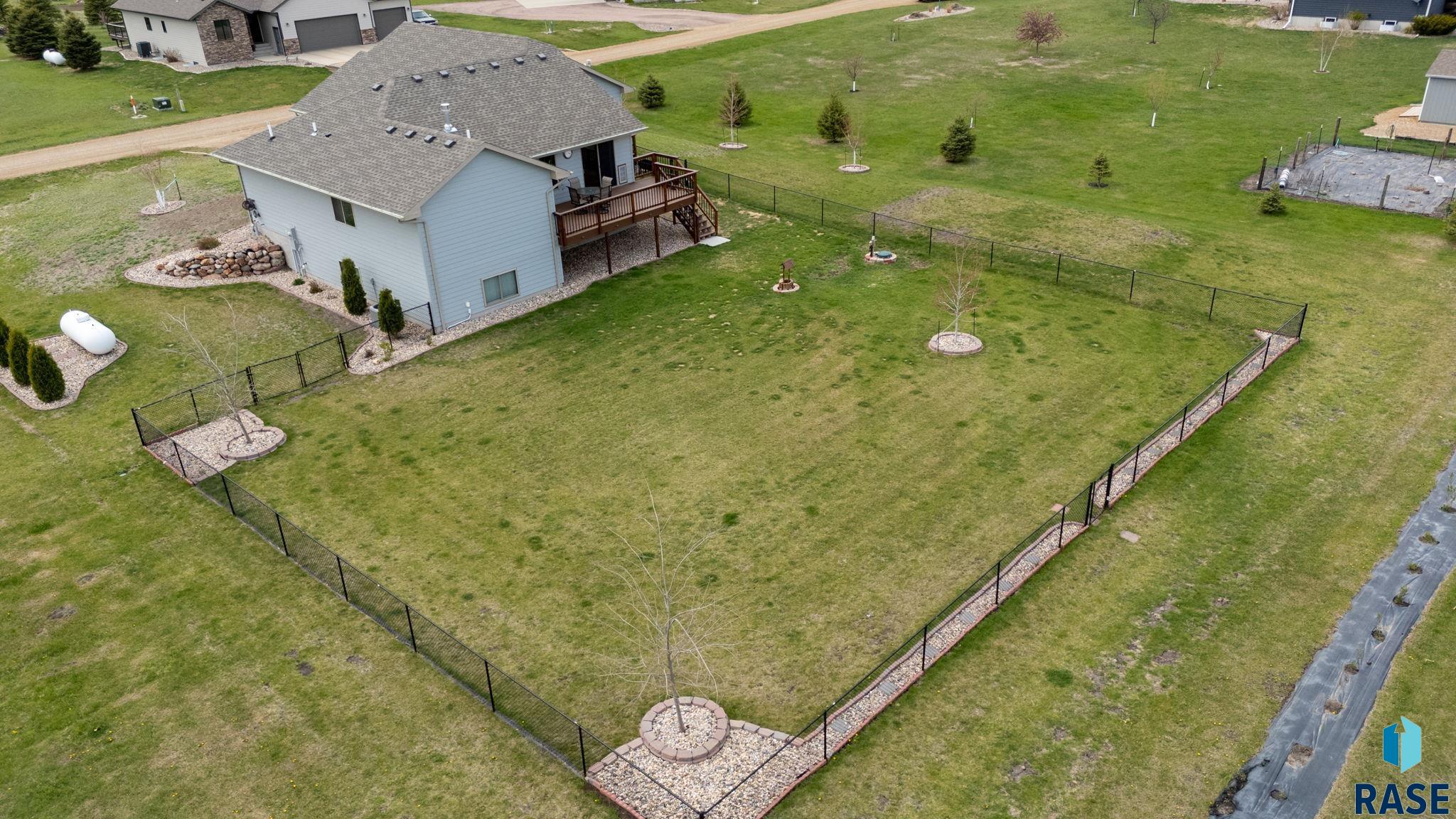 main property photo 78