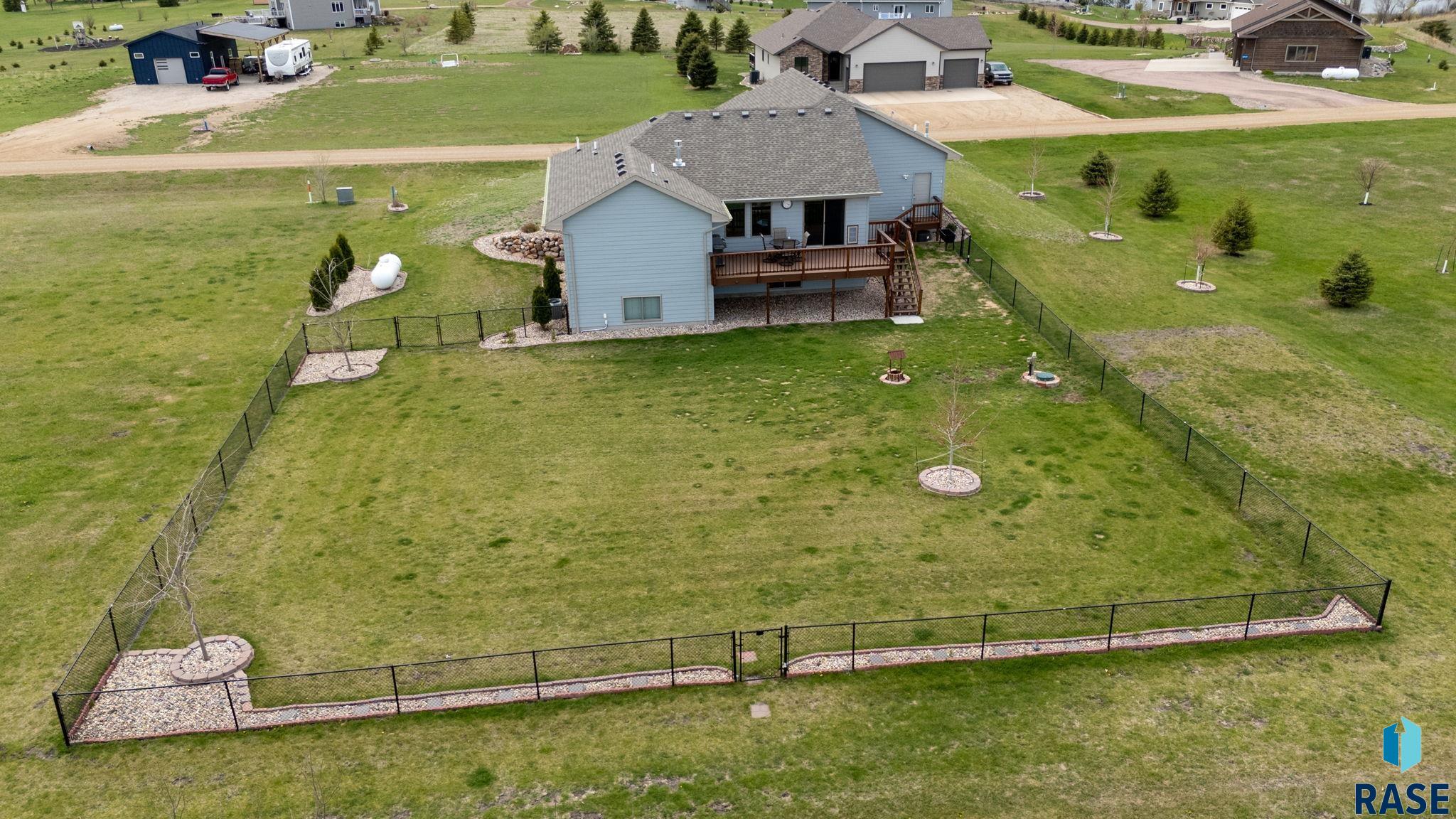 main property photo 79
