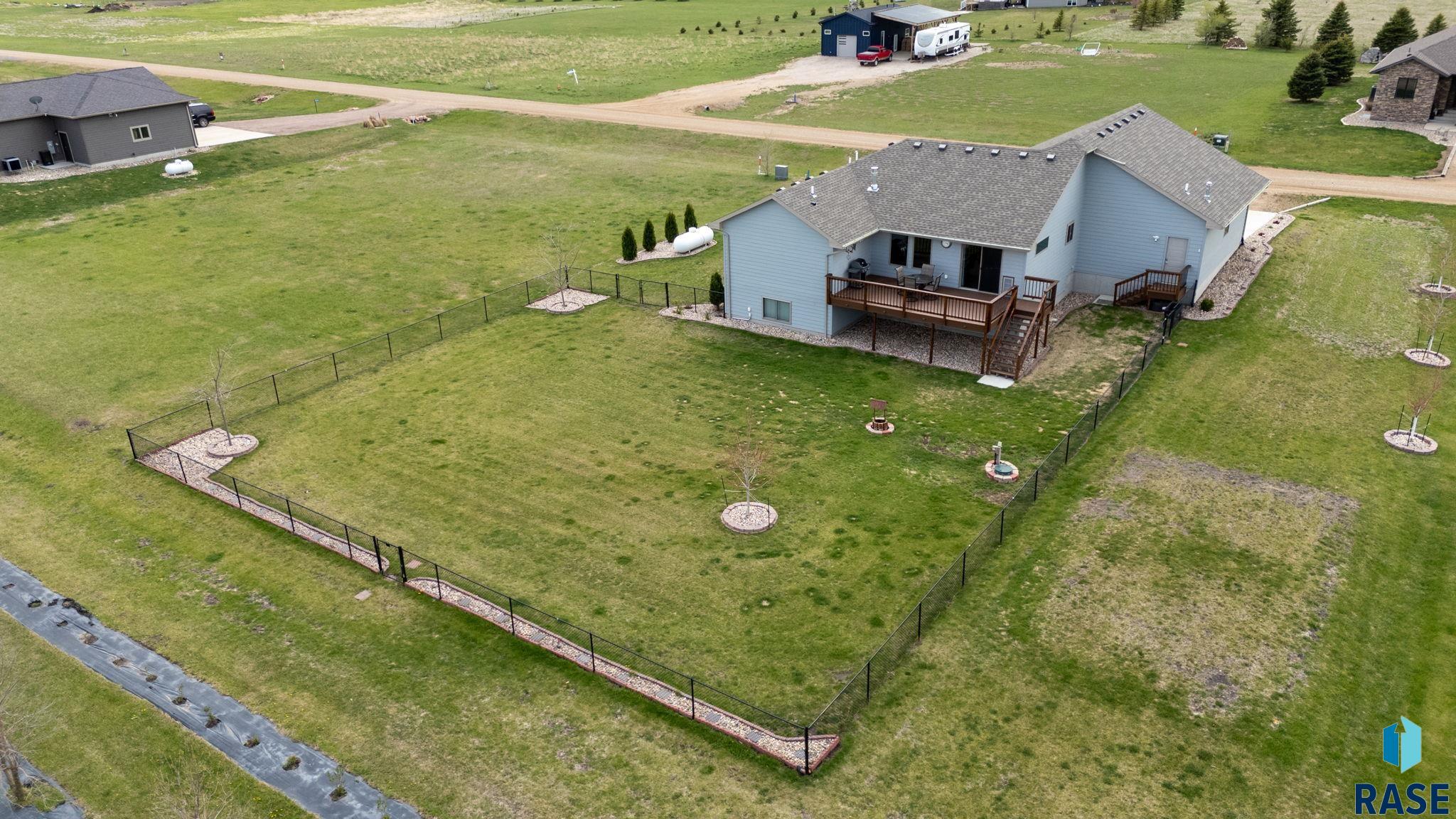 main property photo 80