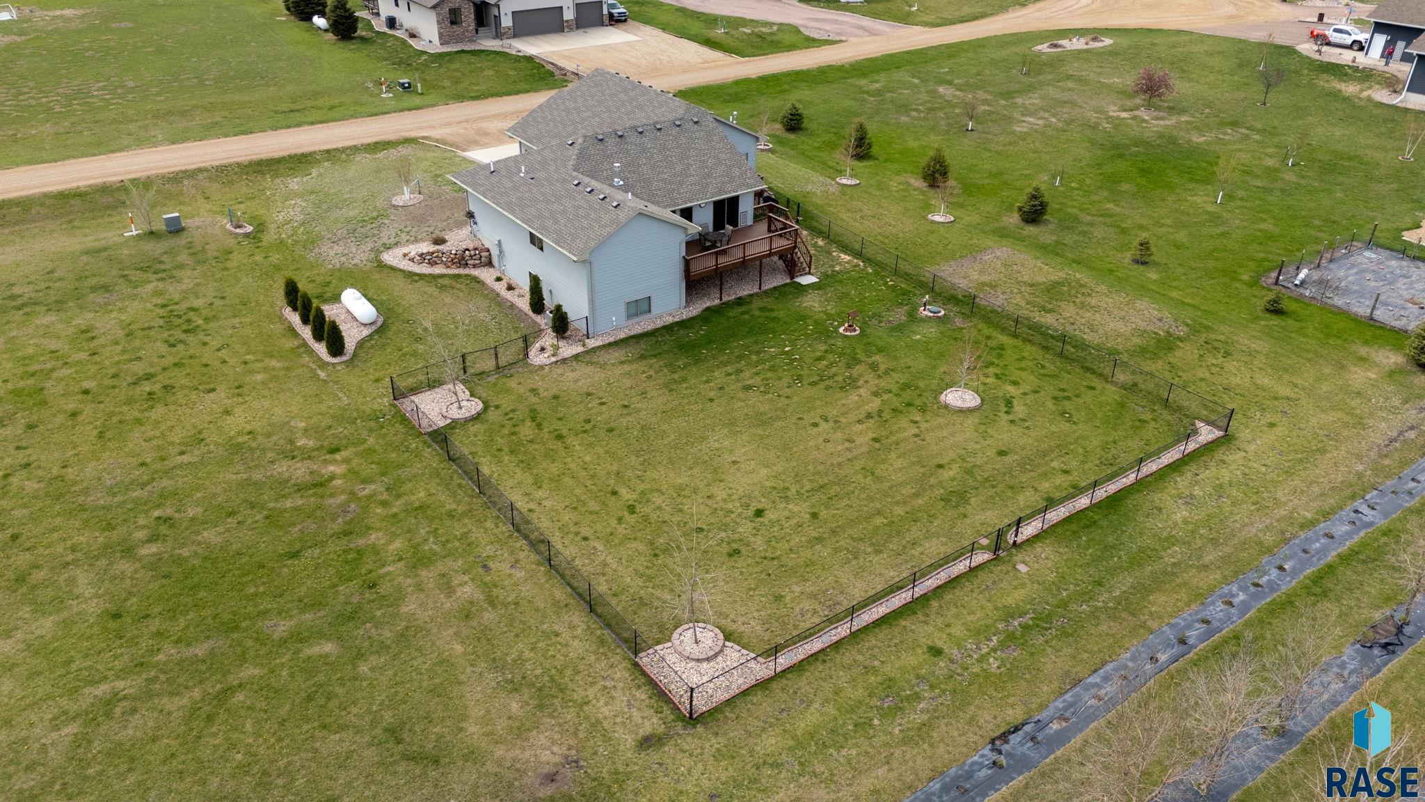 main property photo 84