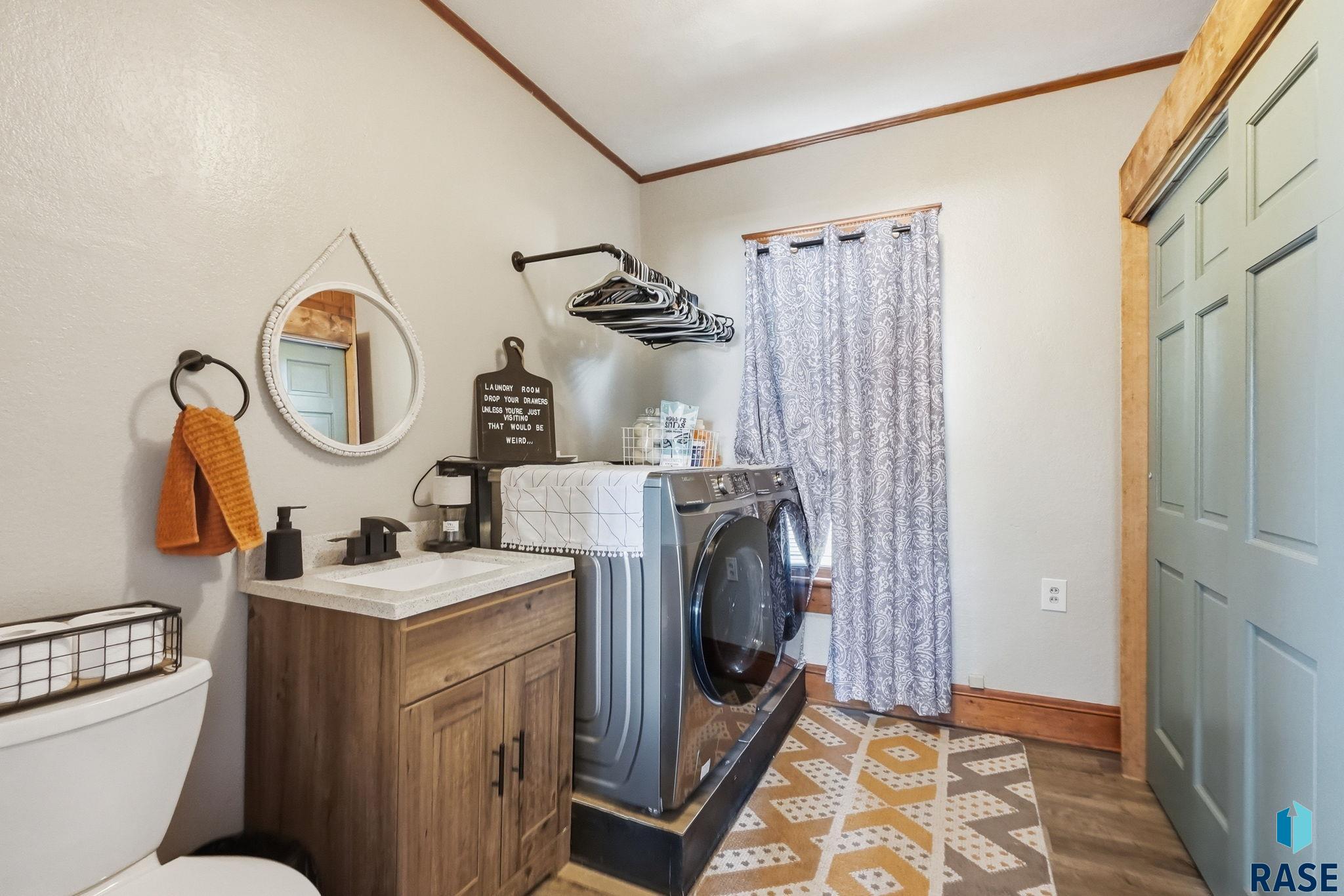 main property photo 9