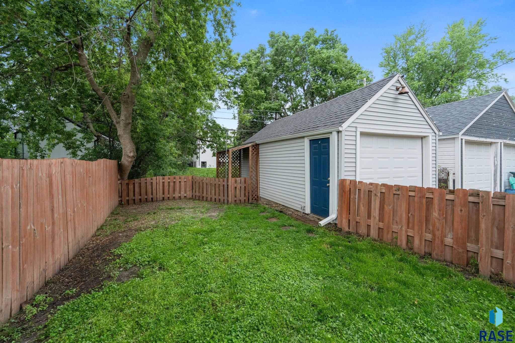 main property photo 42