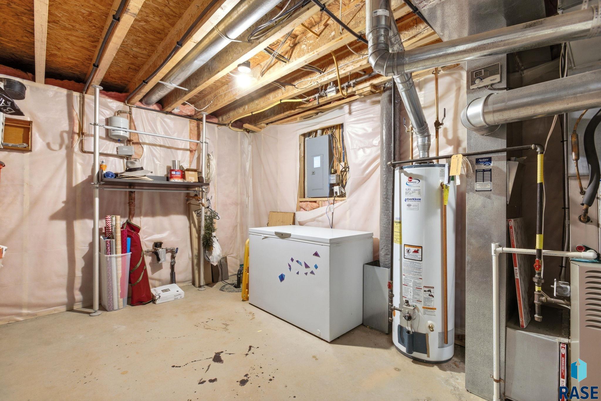 main property photo 67