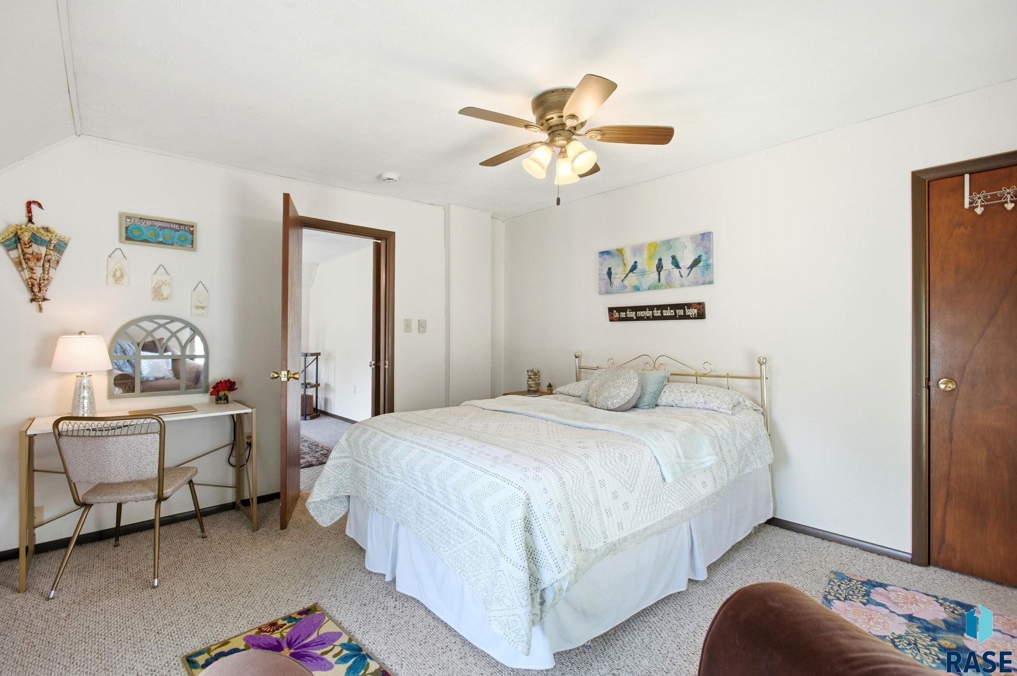 main property photo 66