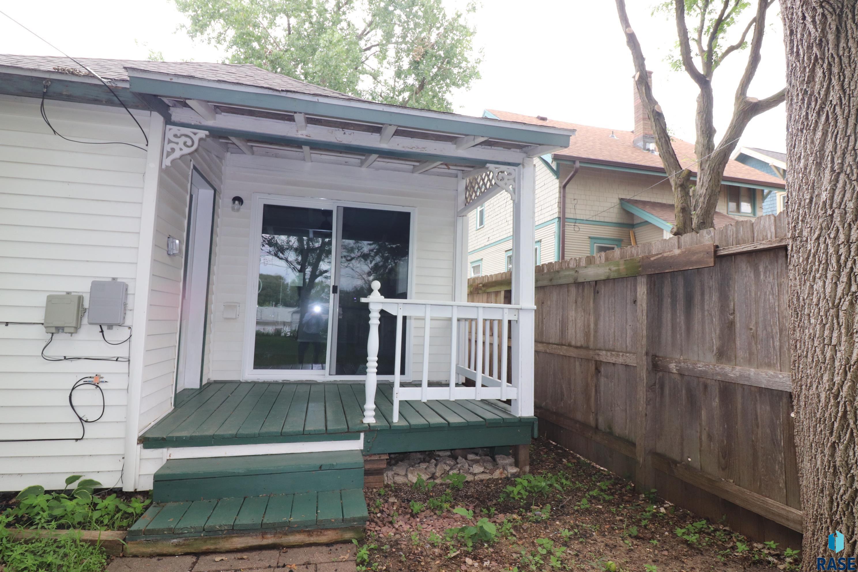 main property photo 5