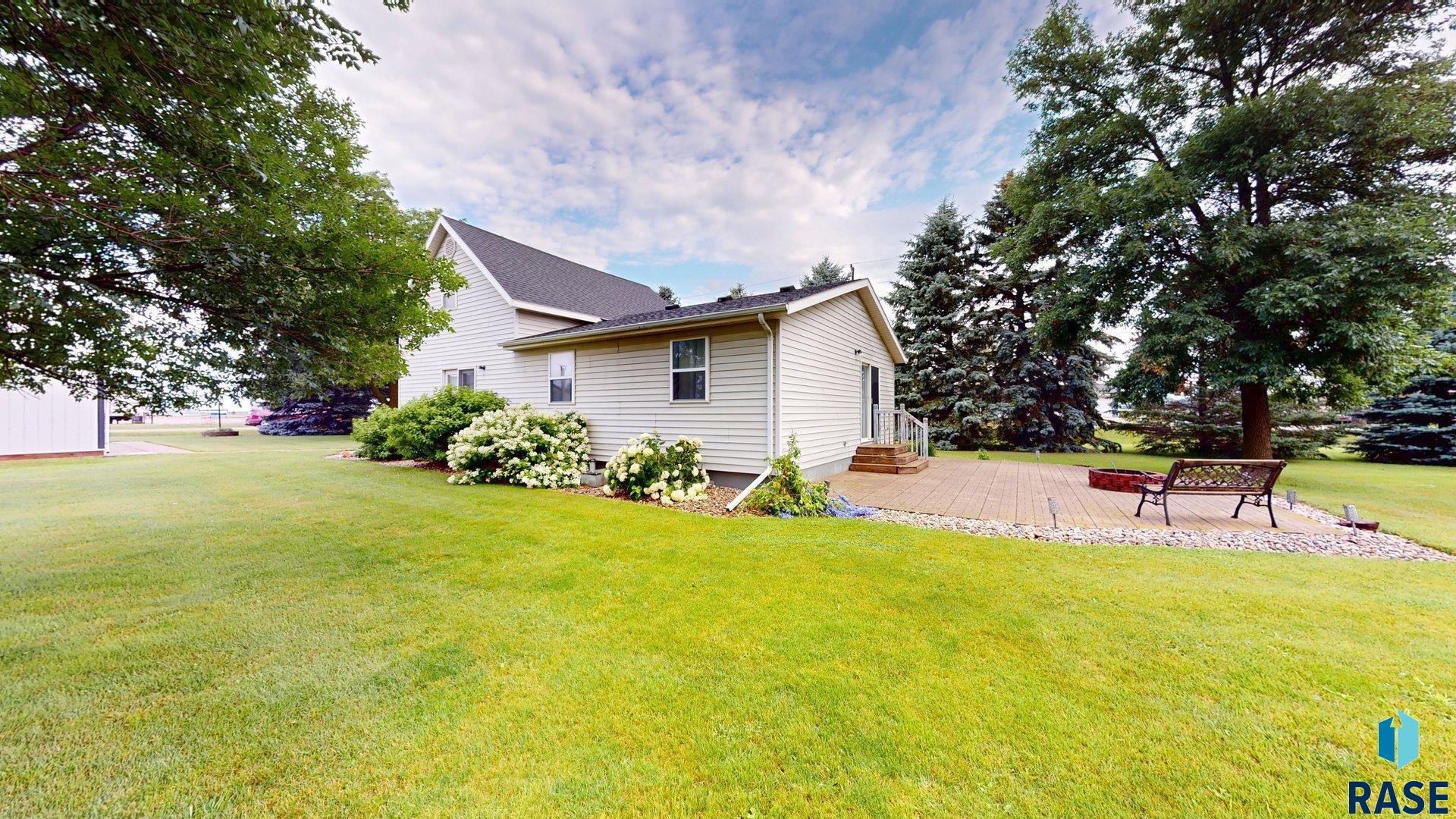 main property photo 45