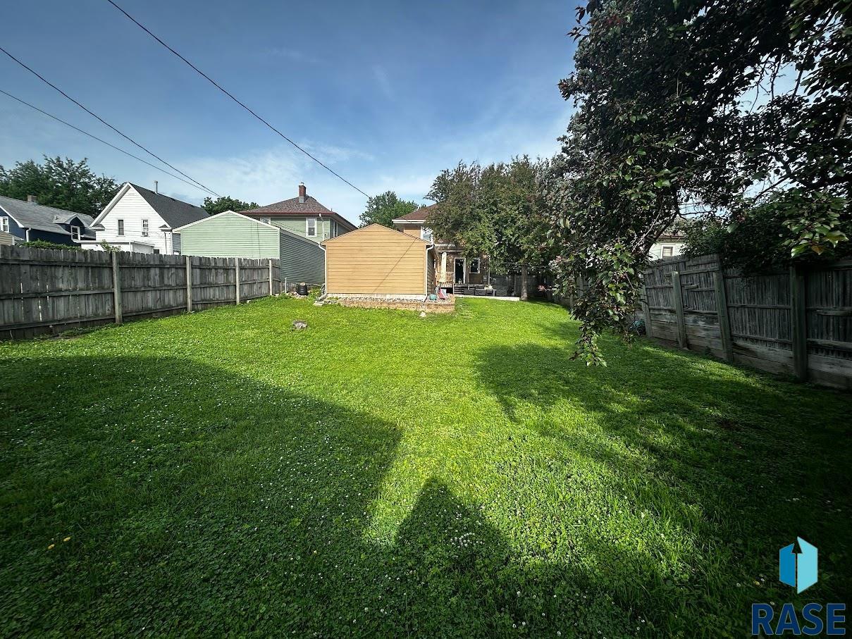main property photo 49