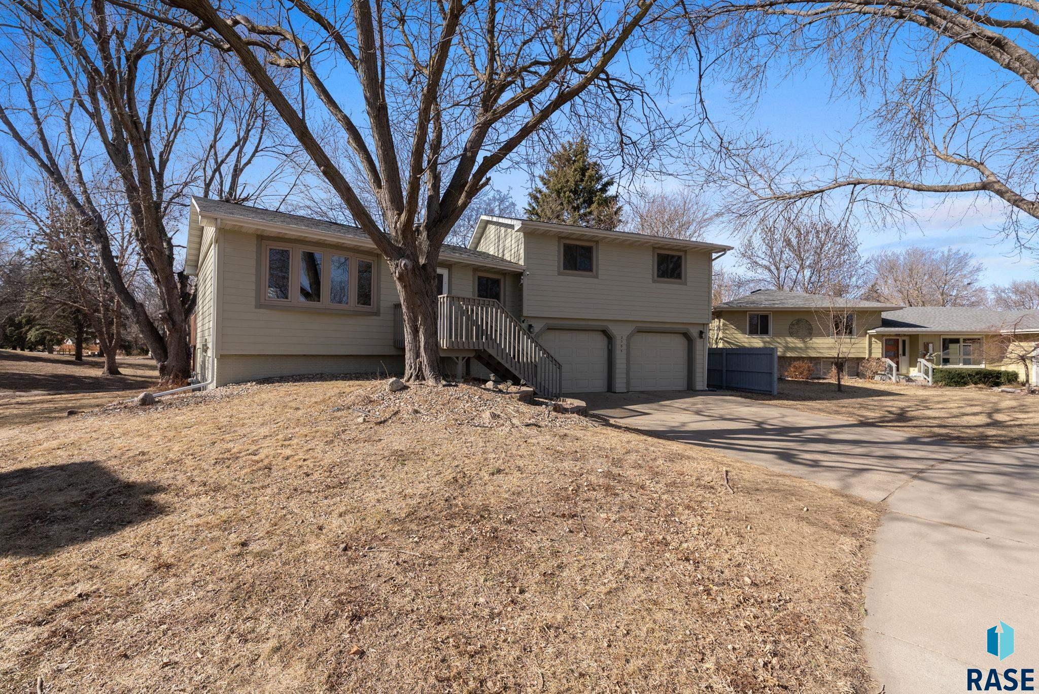 main property photo 49
