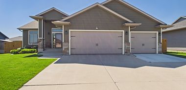 image of property with 4 Bed | 3 Bath | 2,034 Sqft
