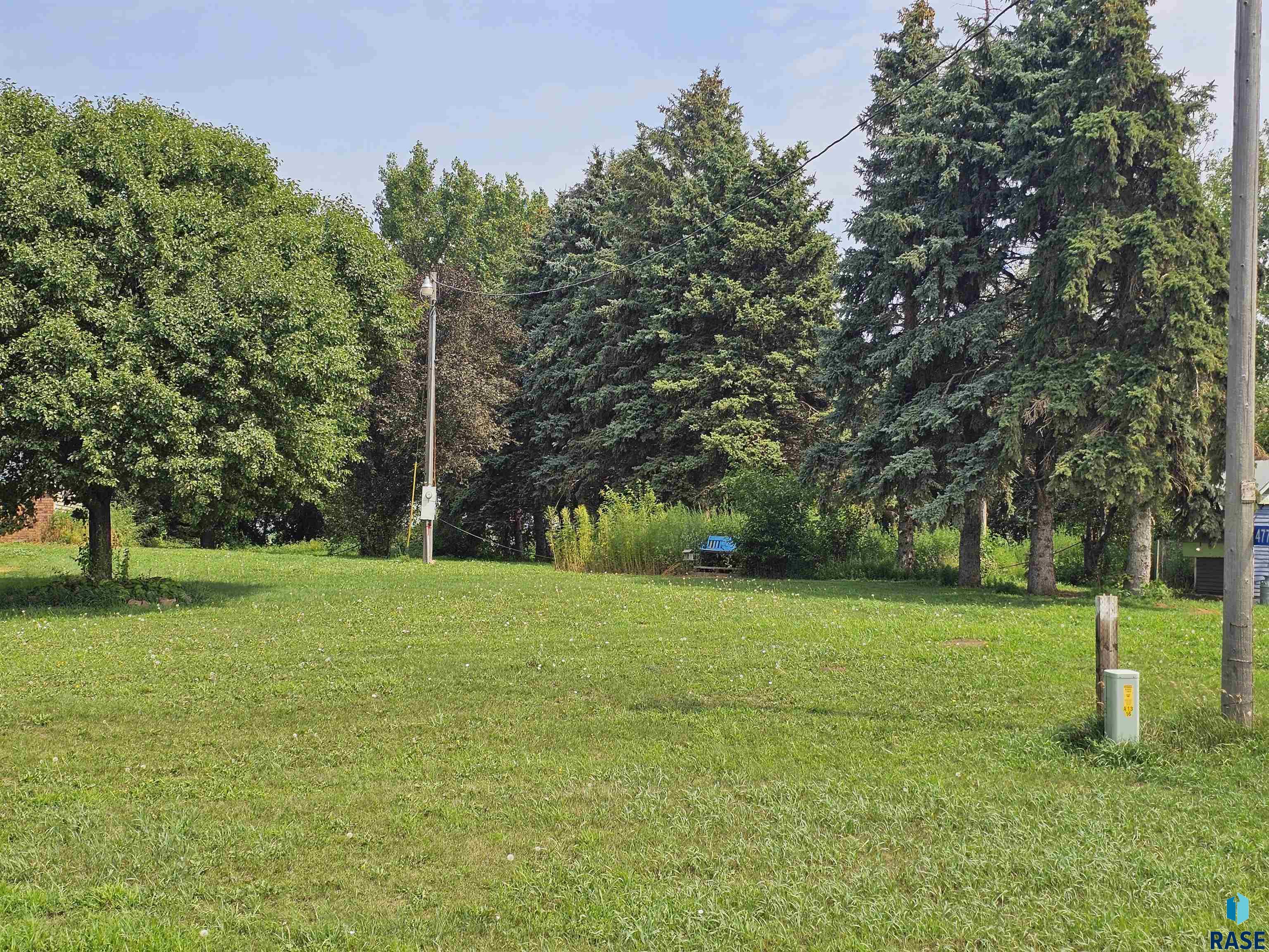 main property photo 10