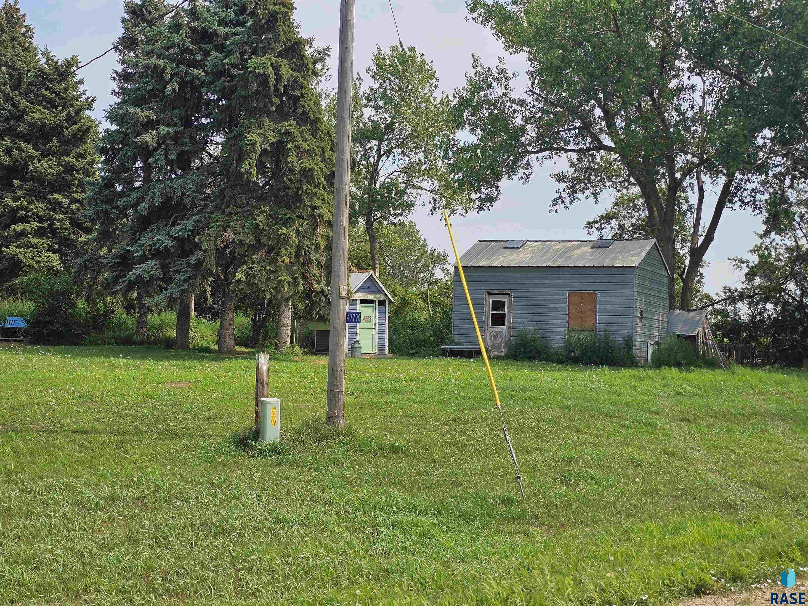 main property photo 11