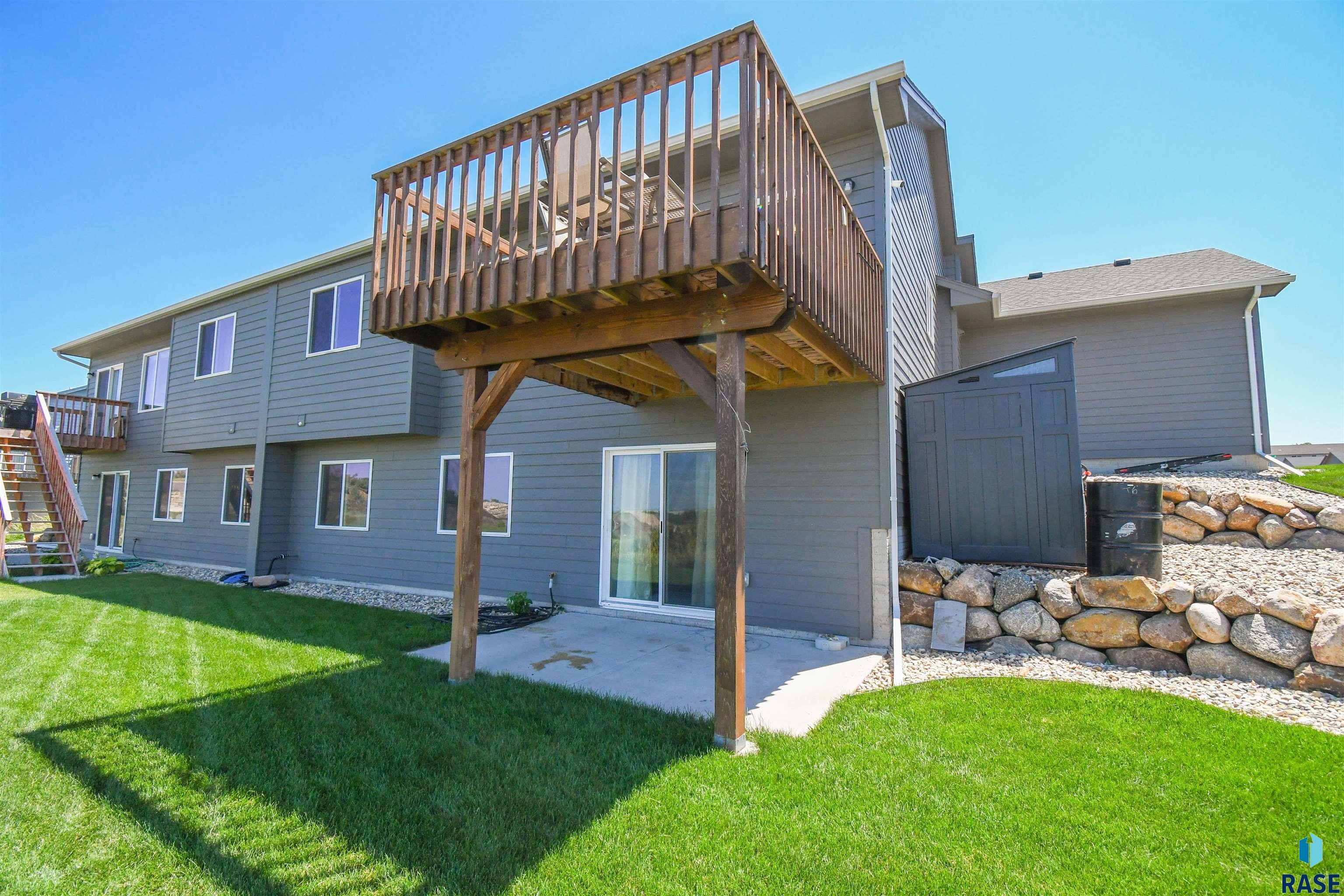 main property photo 49