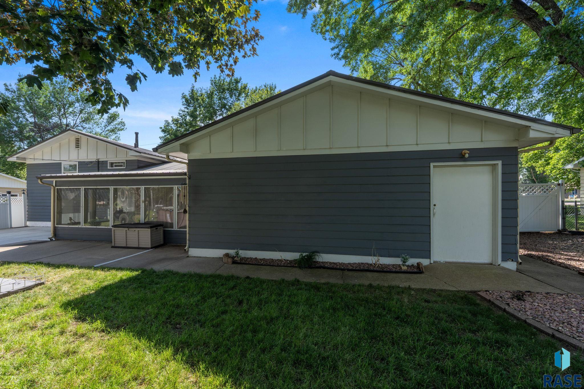 main property photo 56
