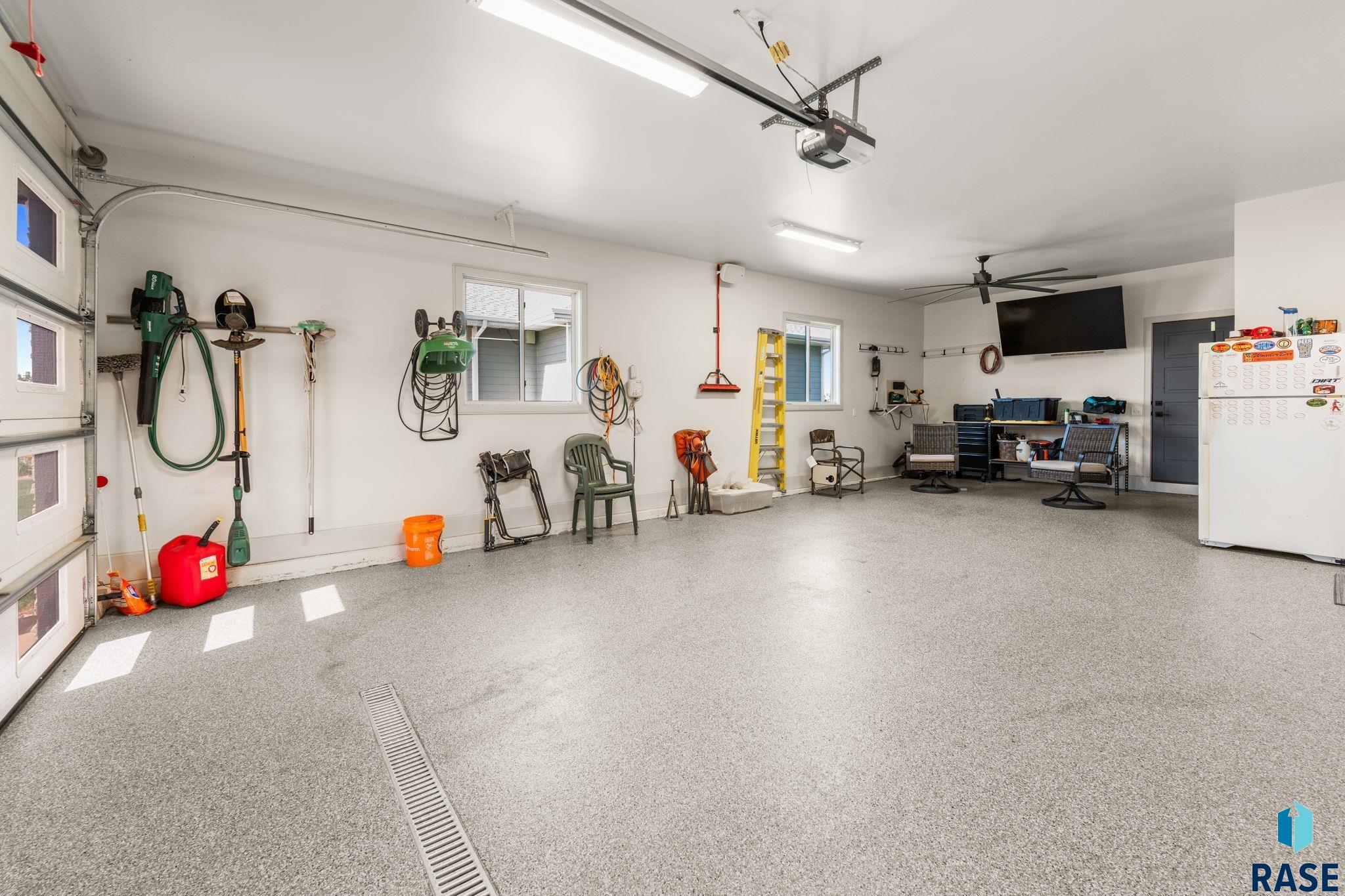 main property photo 71