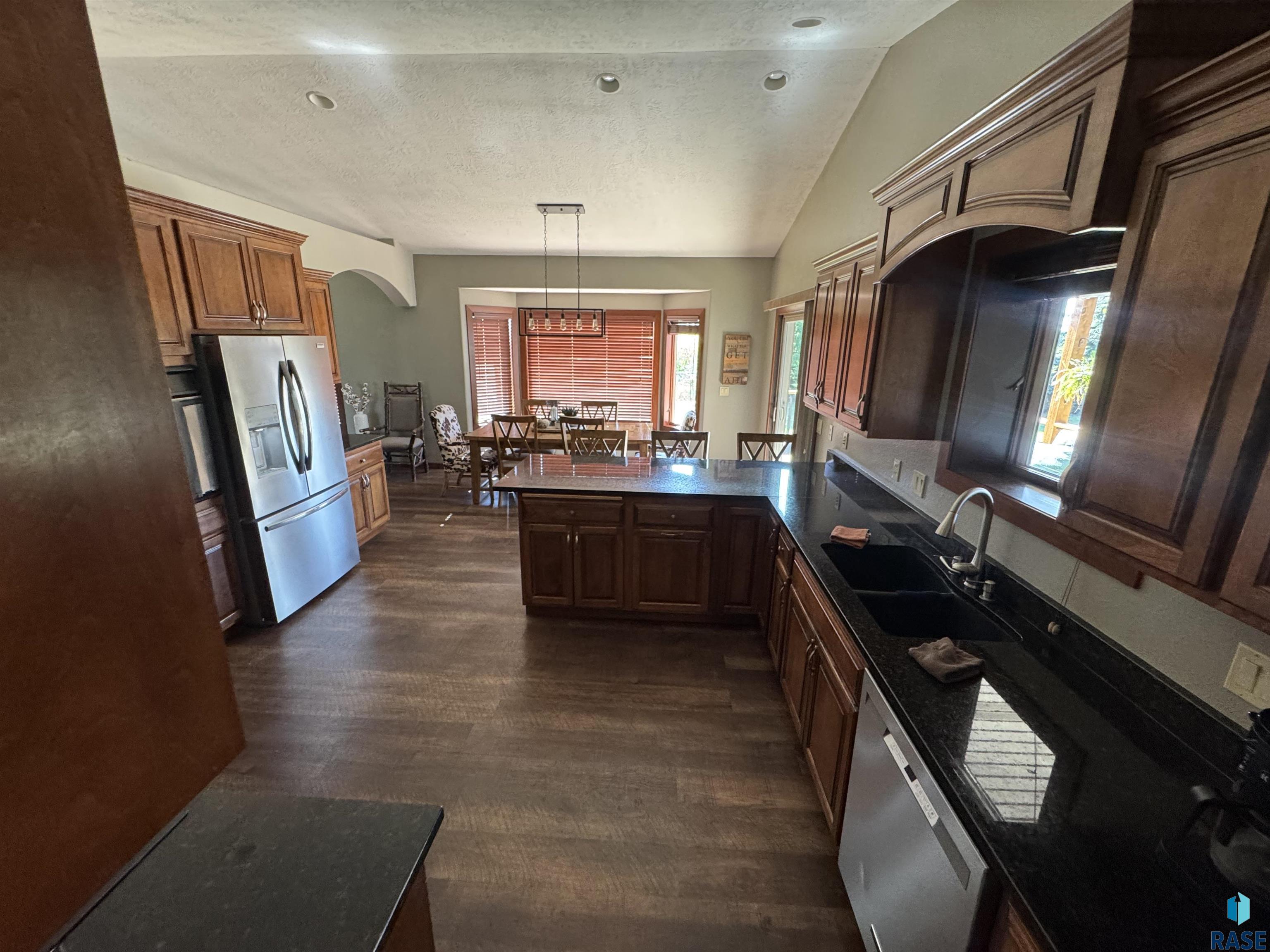 main property photo 91