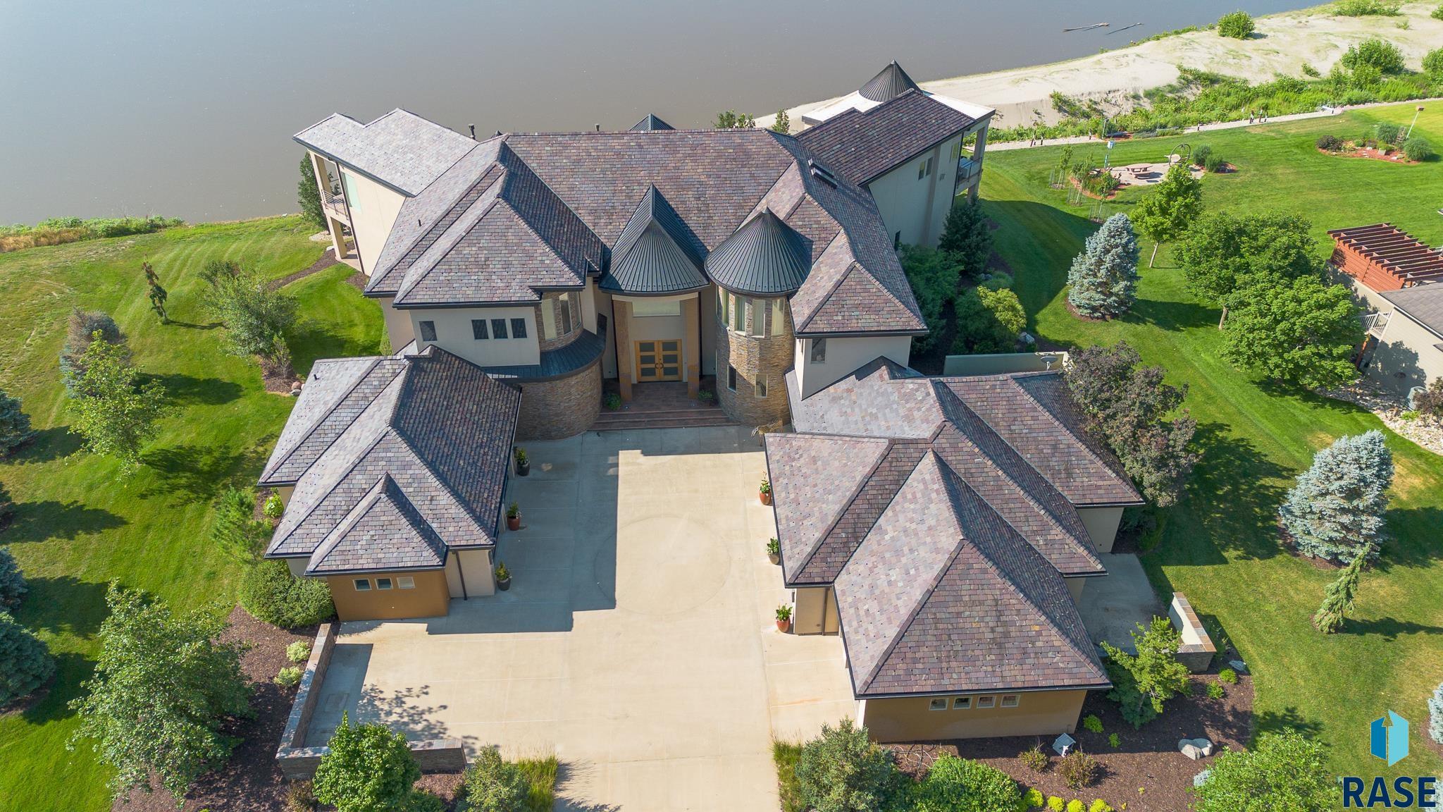 main property photo 76