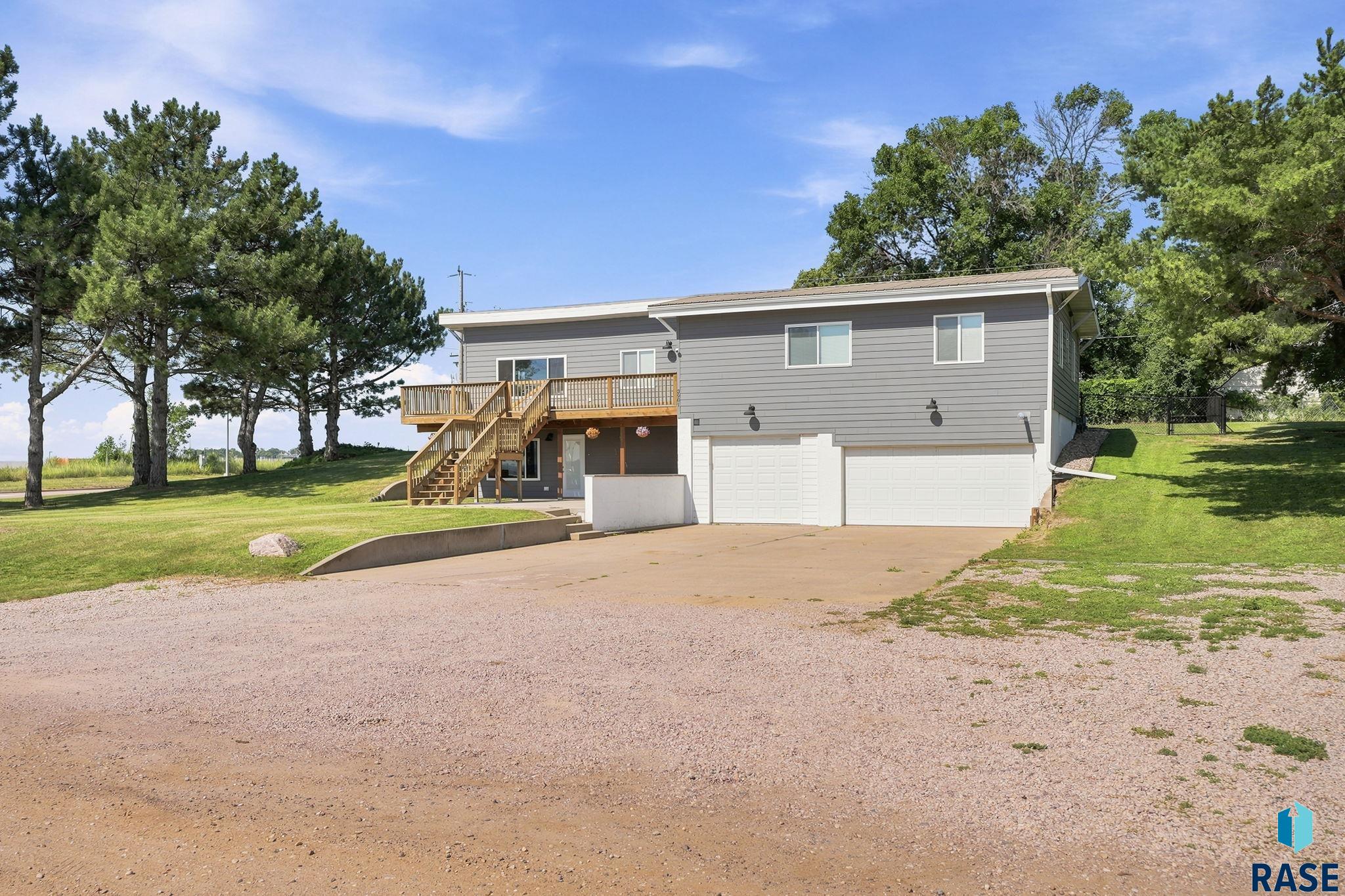 main property photo 38