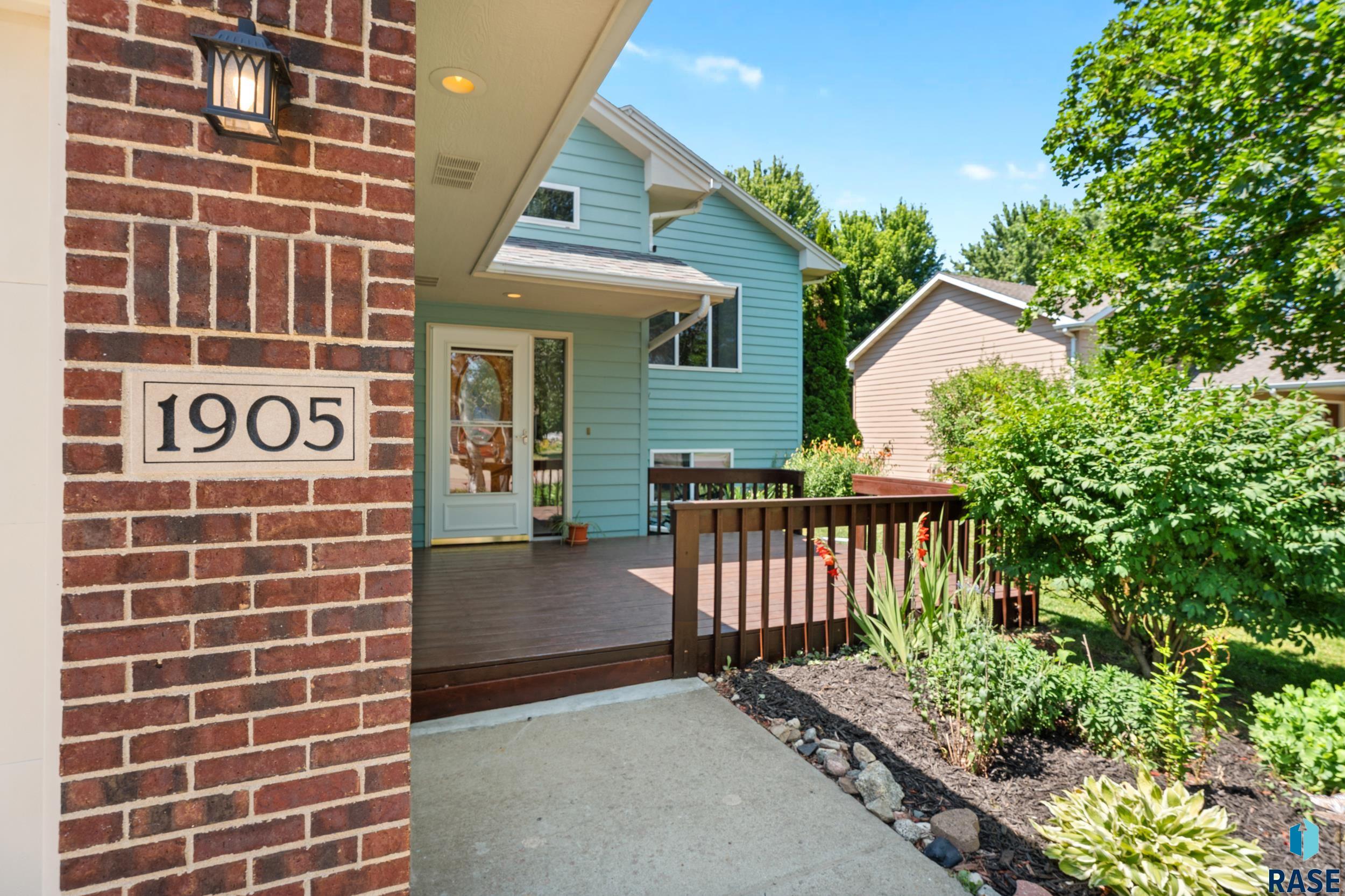 main property photo 4