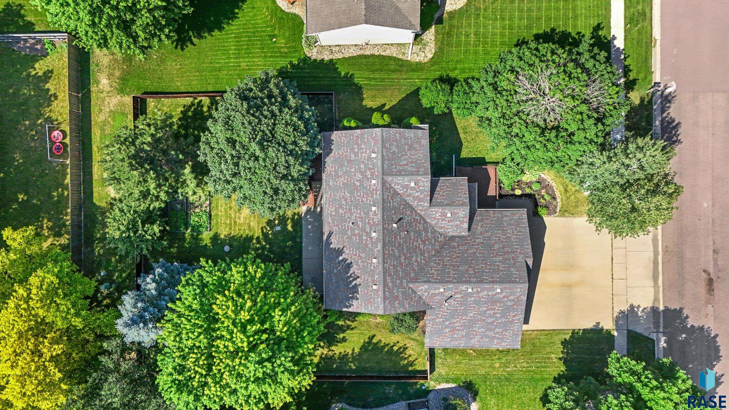 main property photo 57