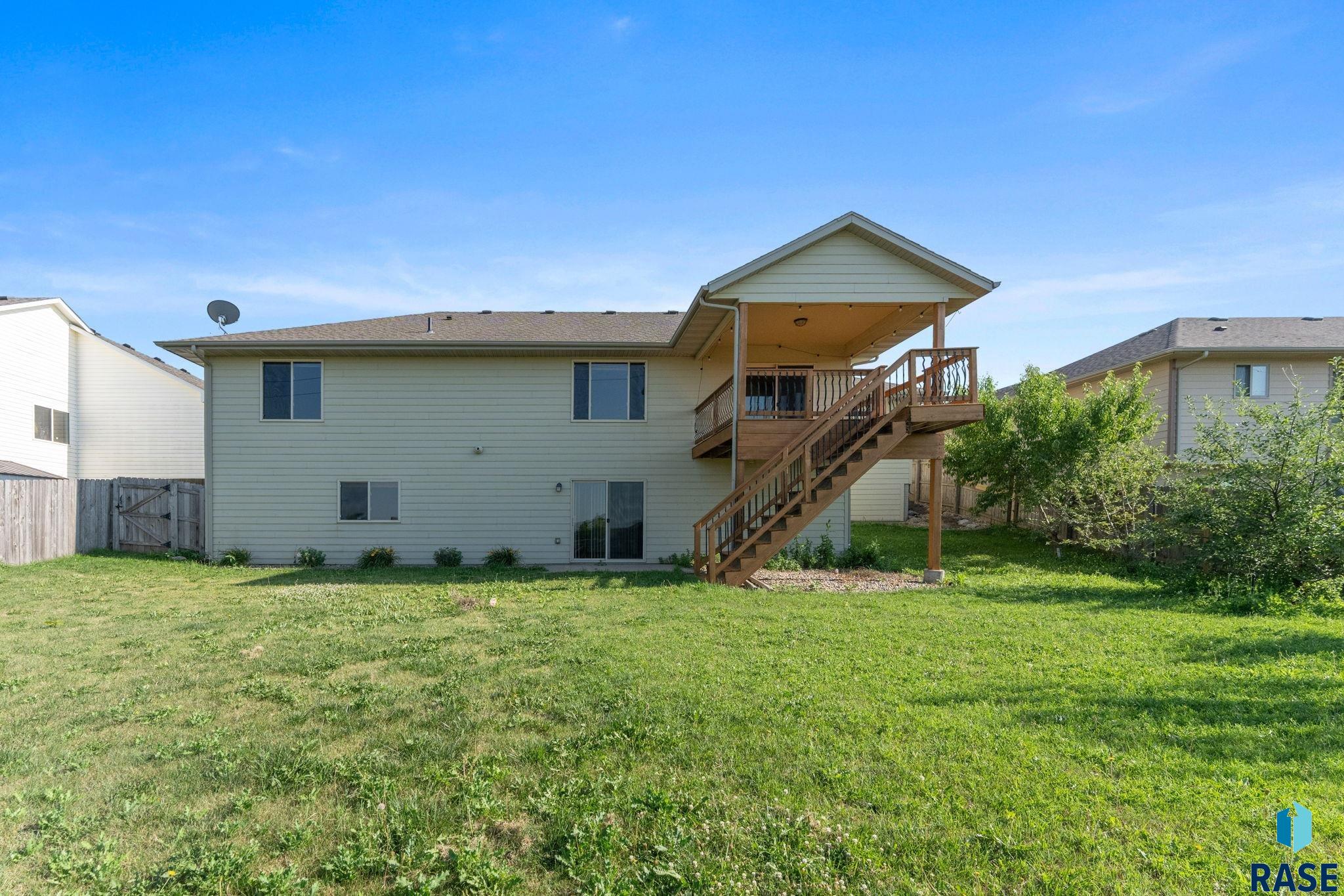 main property photo 56