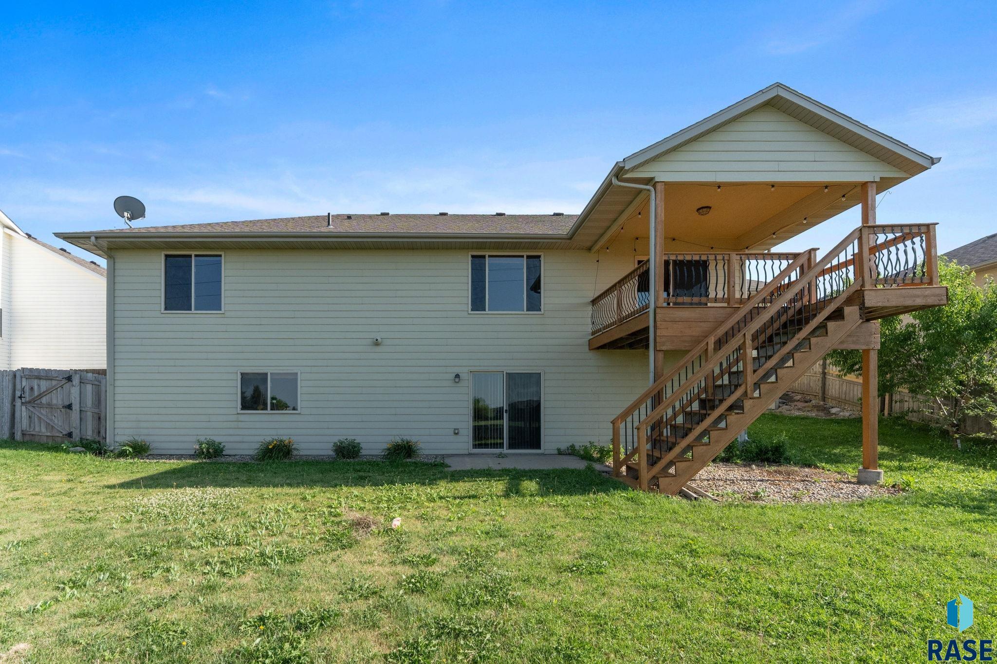 main property photo 58