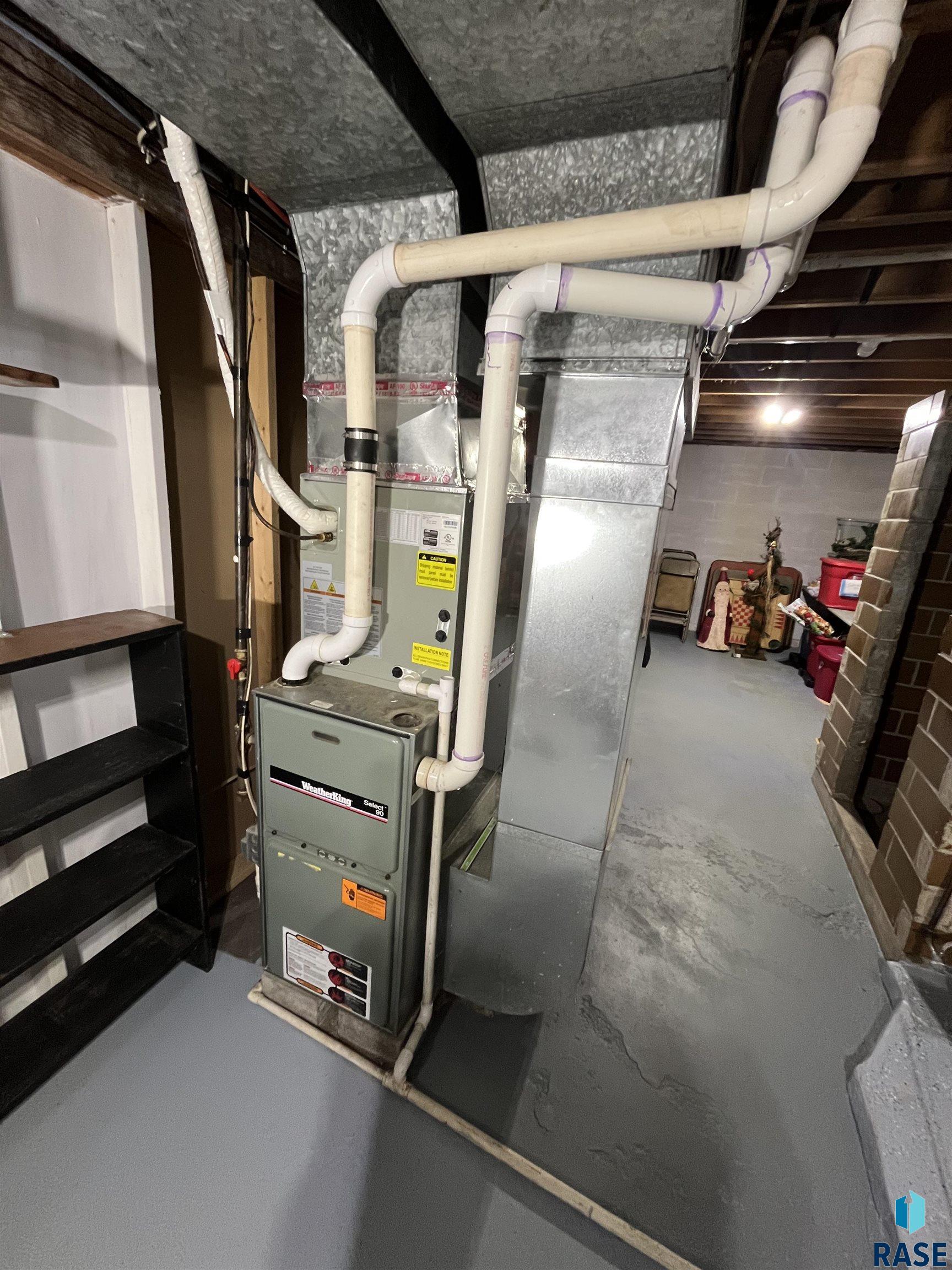 main property photo 49