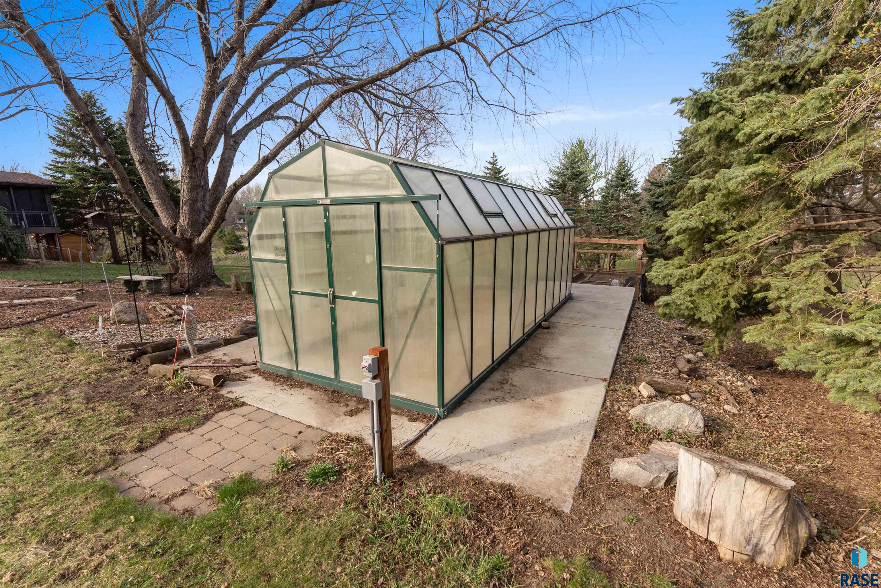main property photo 63