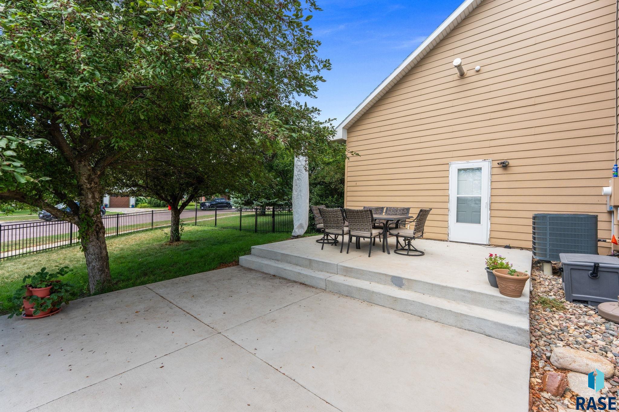 main property photo 52