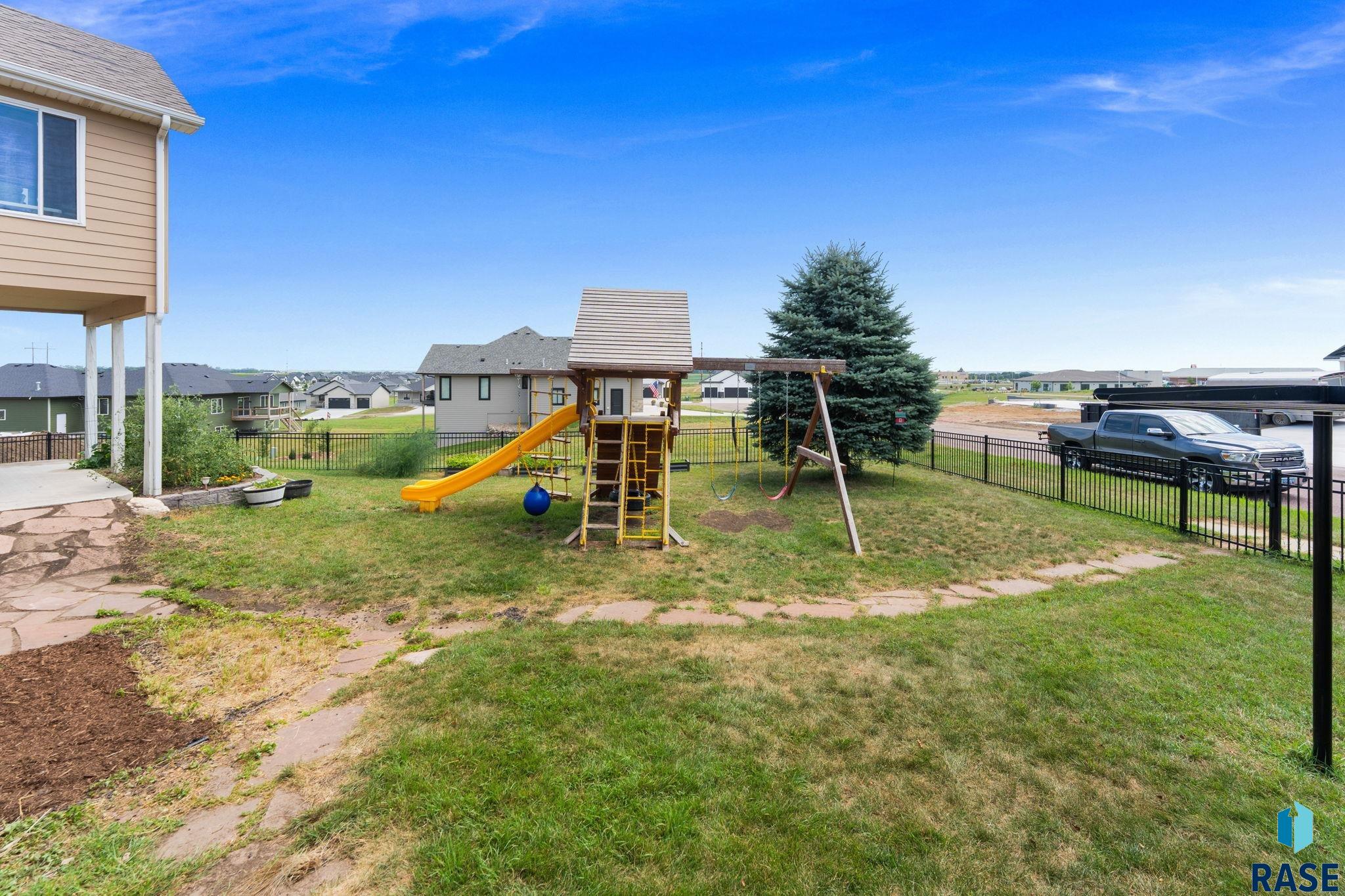 main property photo 57