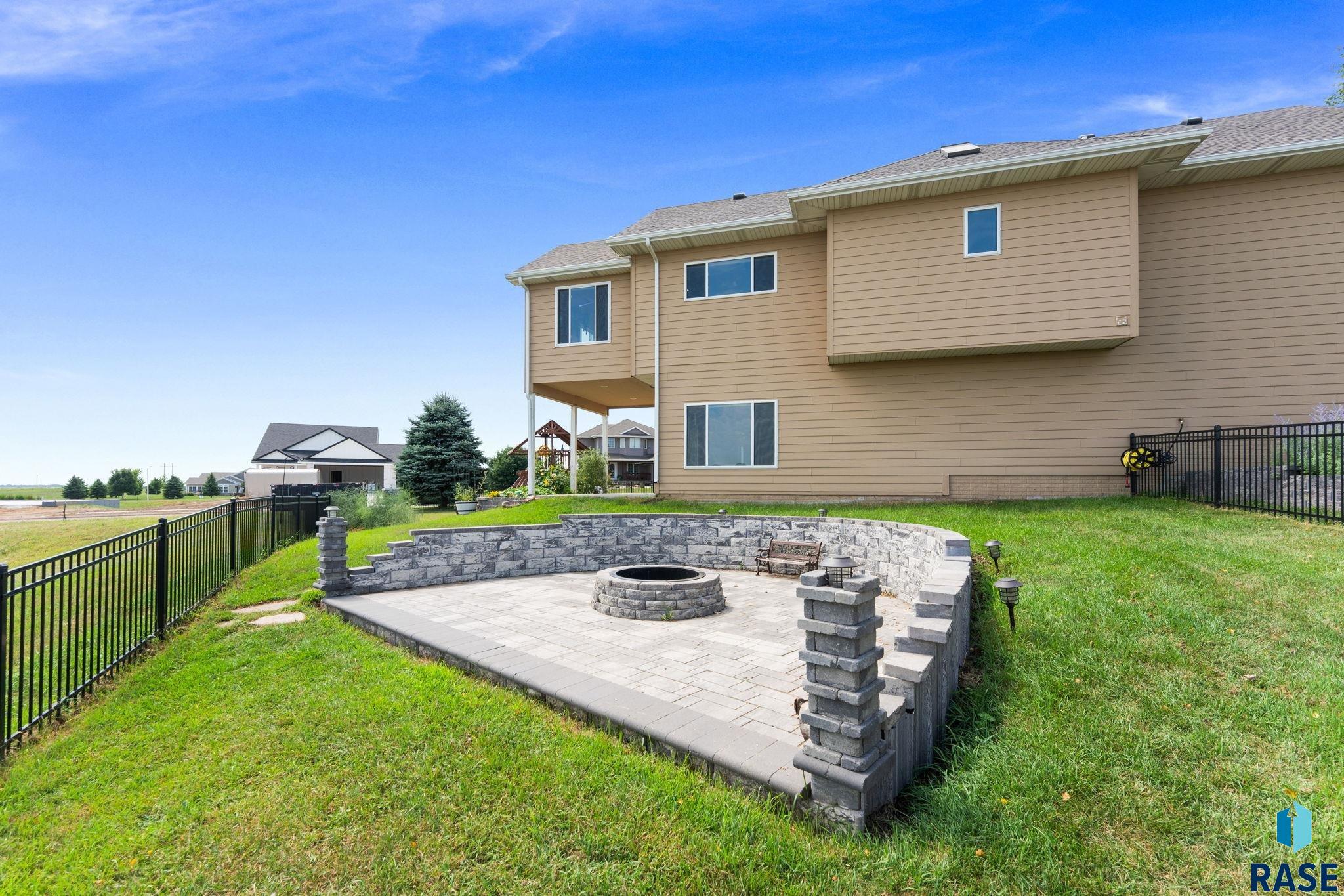 main property photo 63