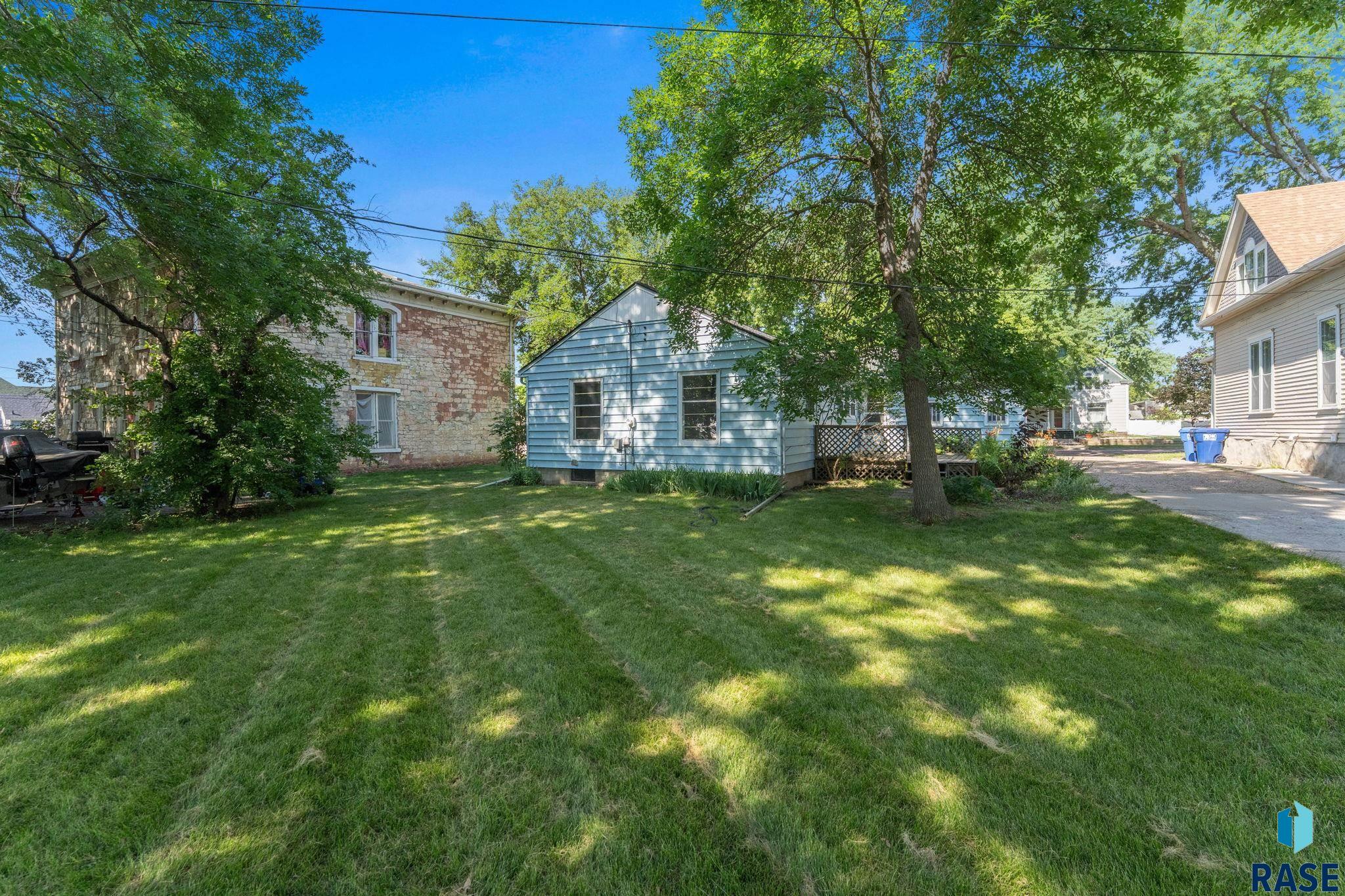 main property photo 41