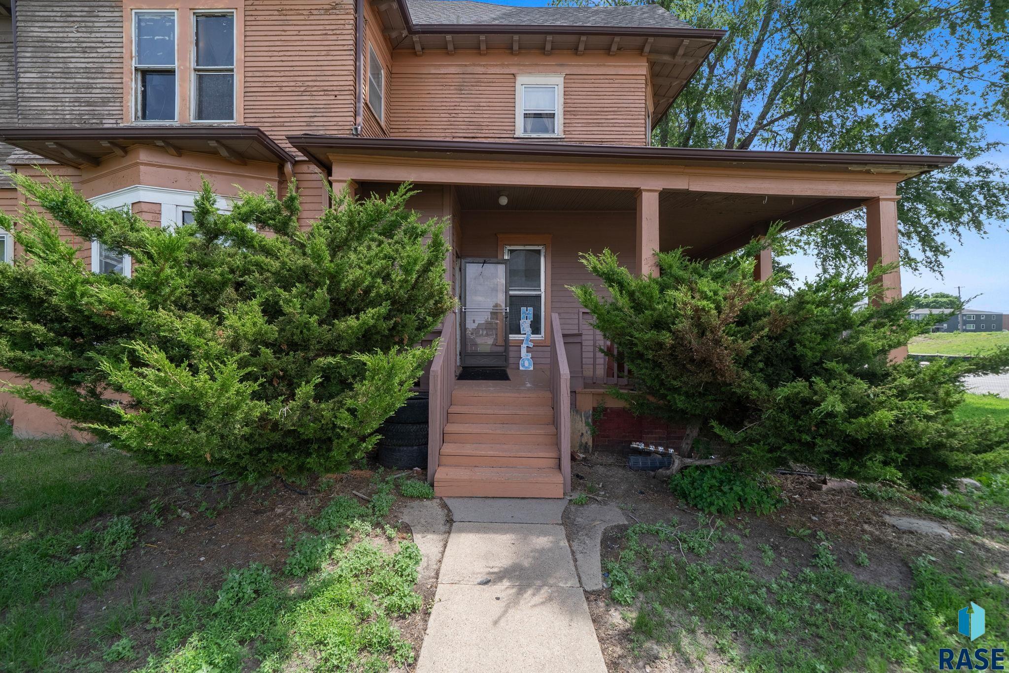 main property photo 5