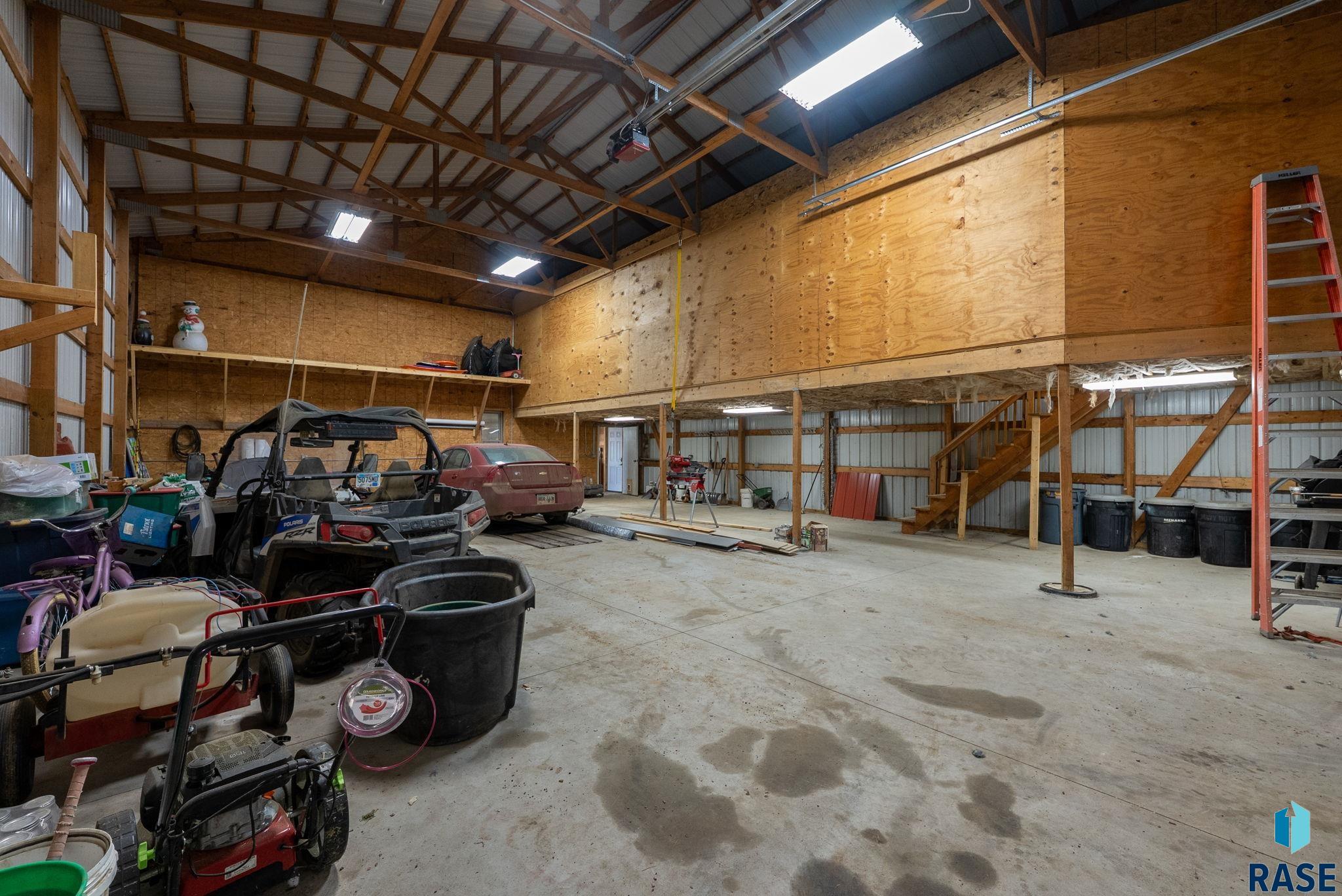 main property photo 24