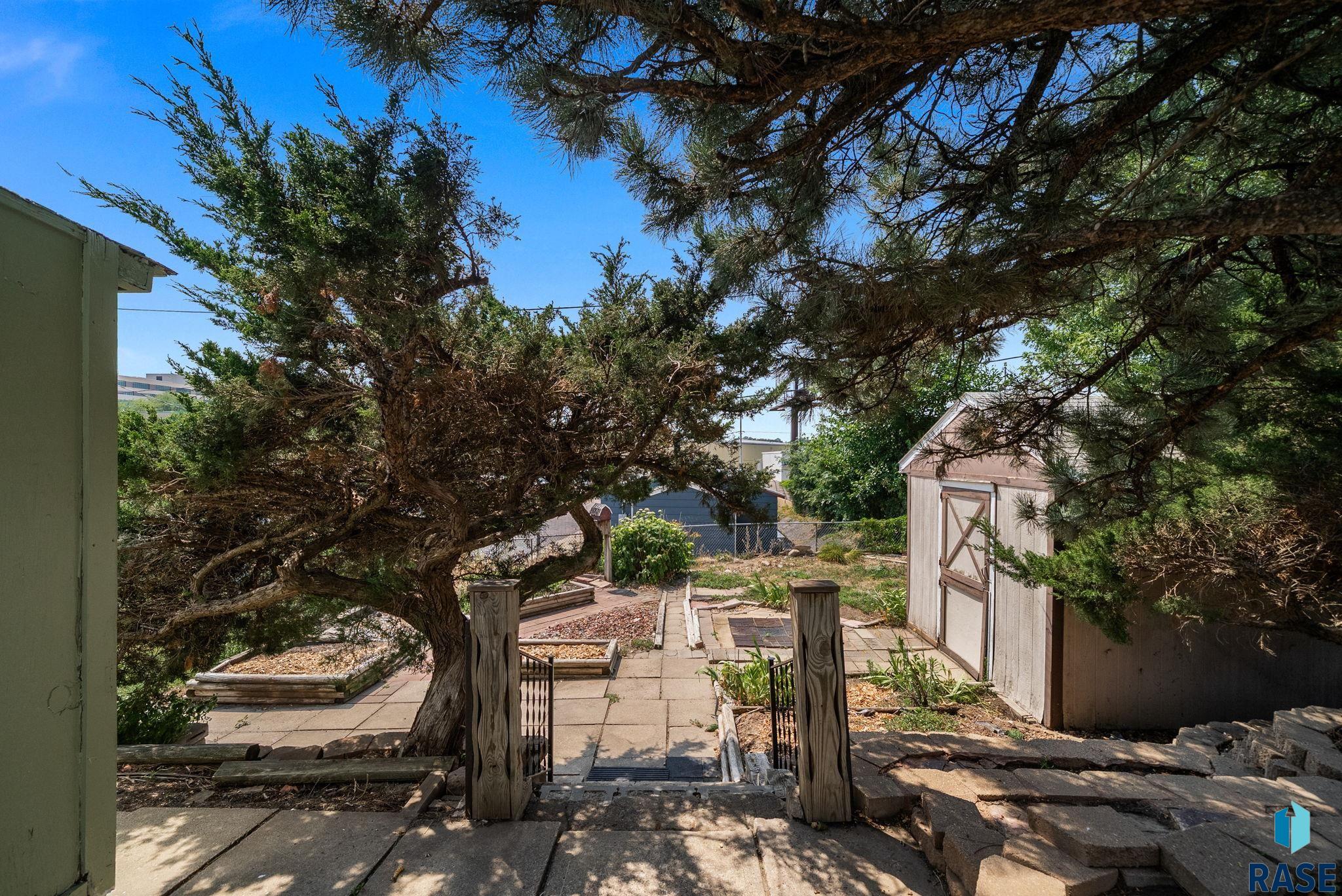 main property photo 53