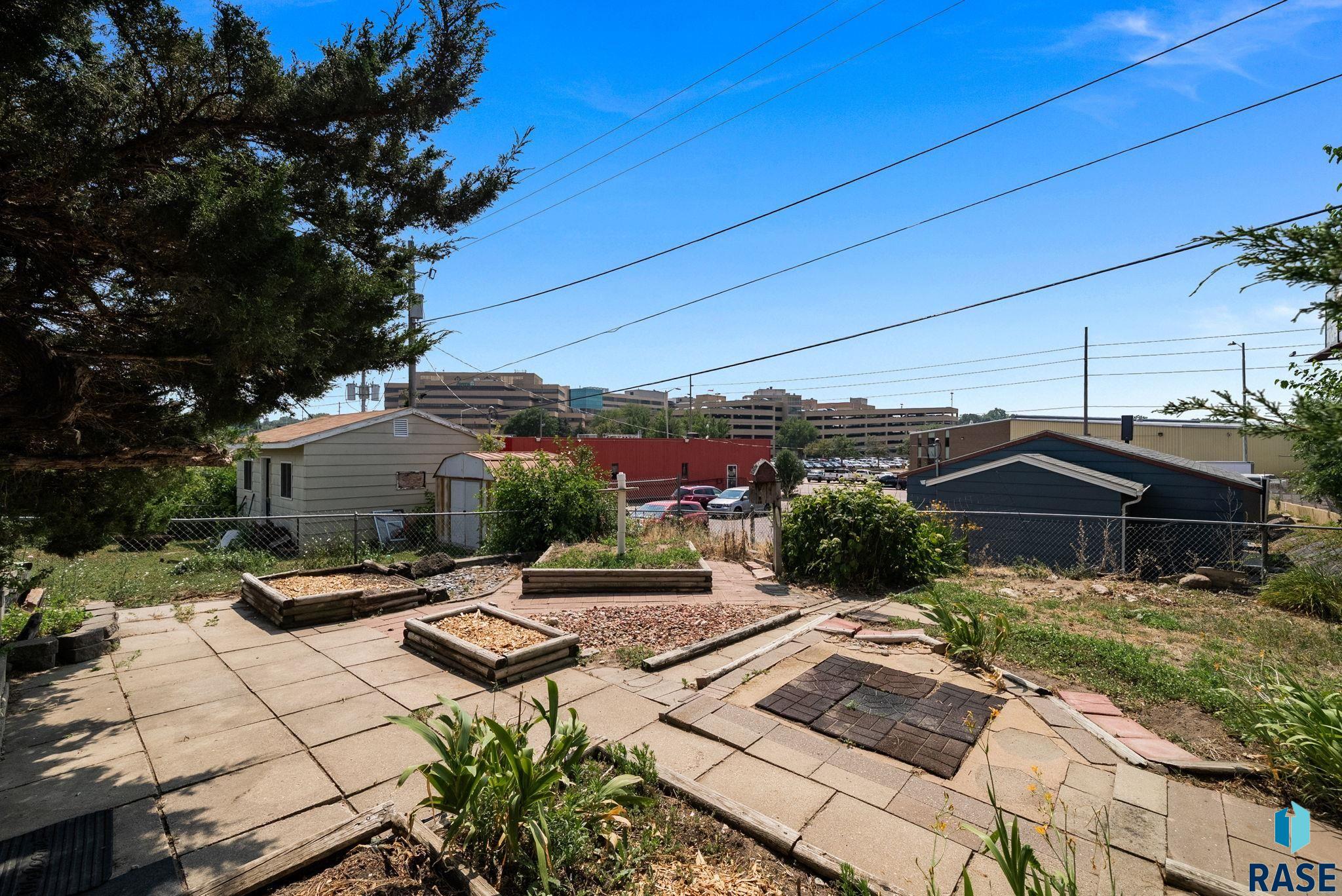 main property photo 57