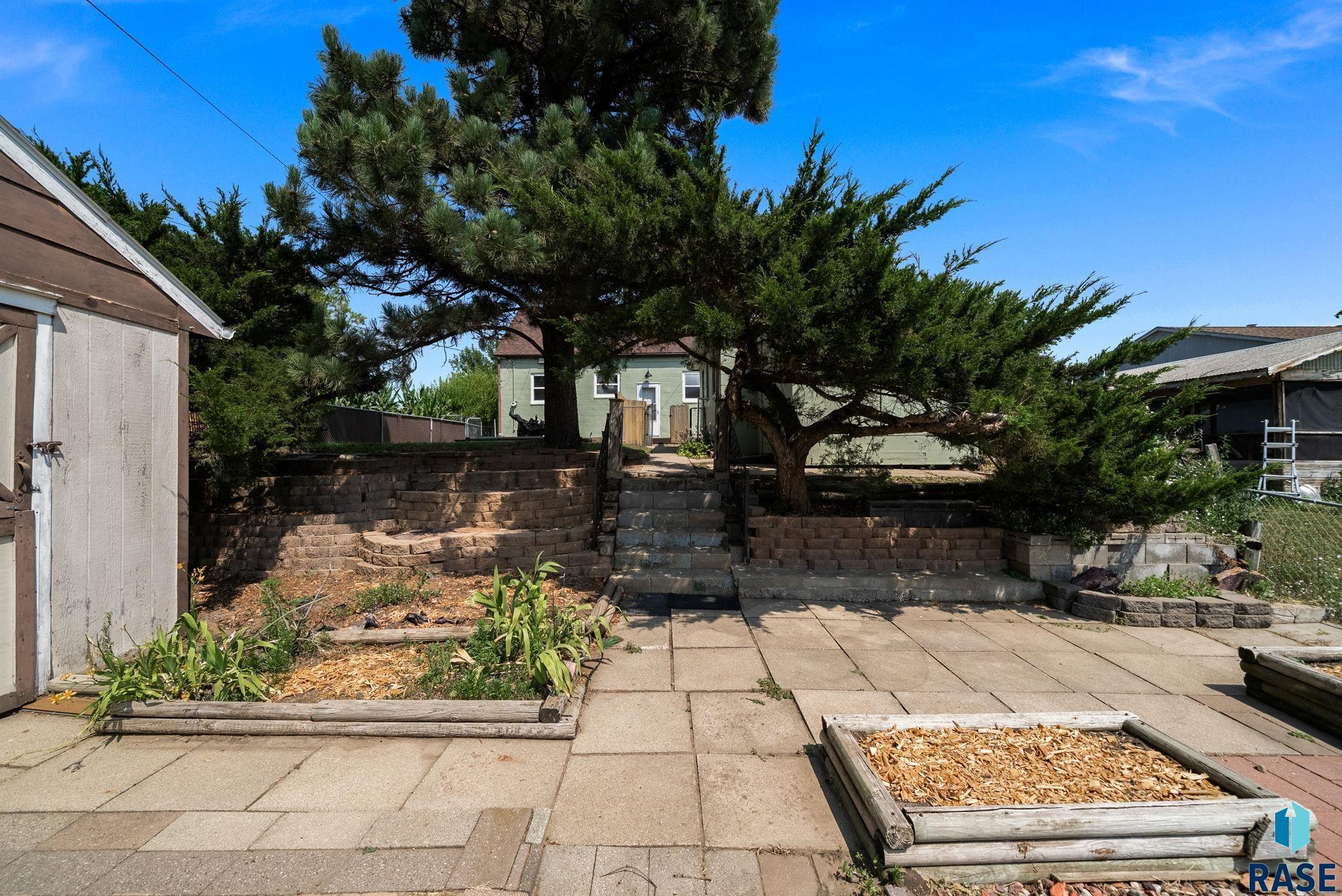 main property photo 58
