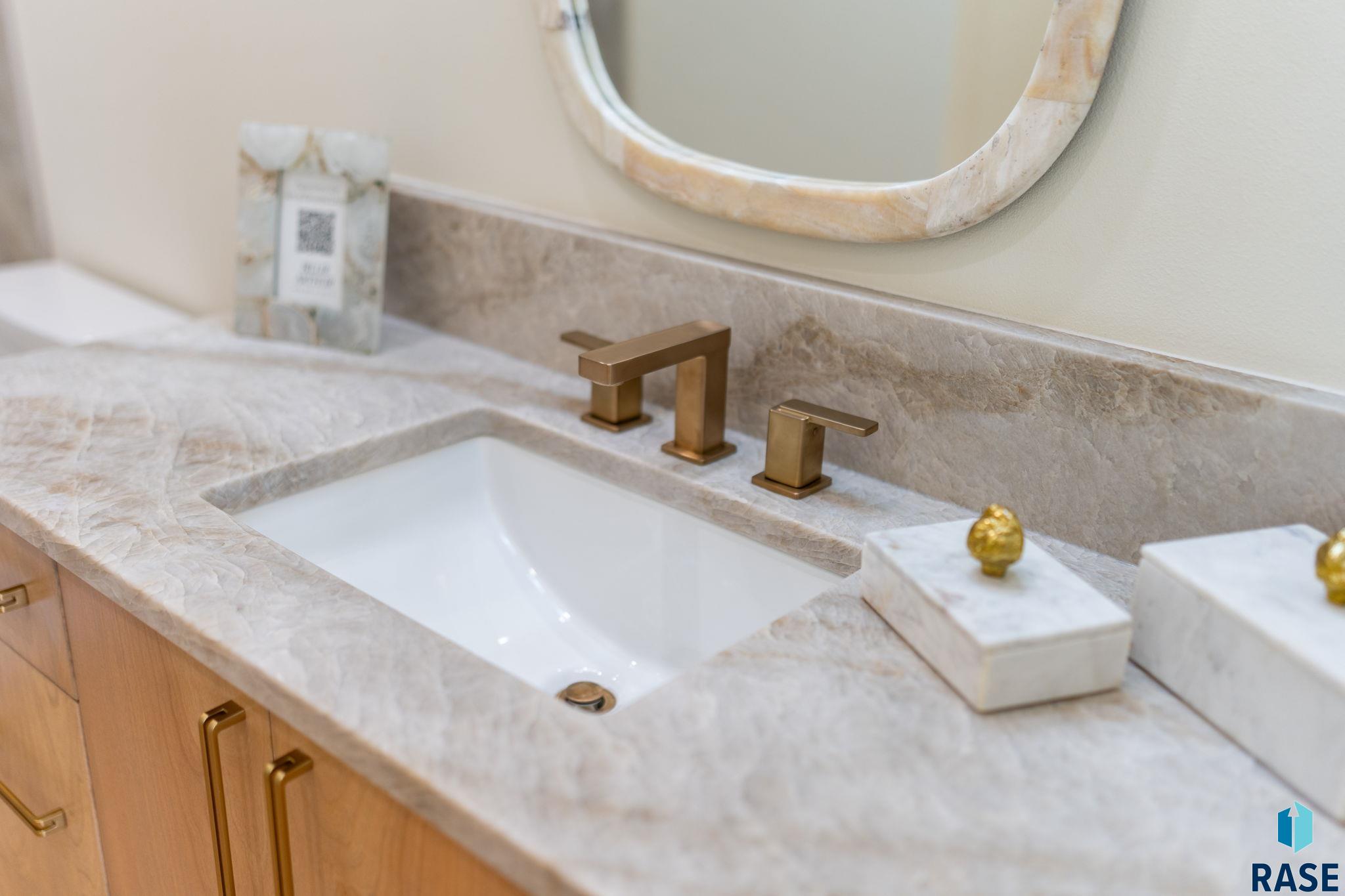 main property photo 68