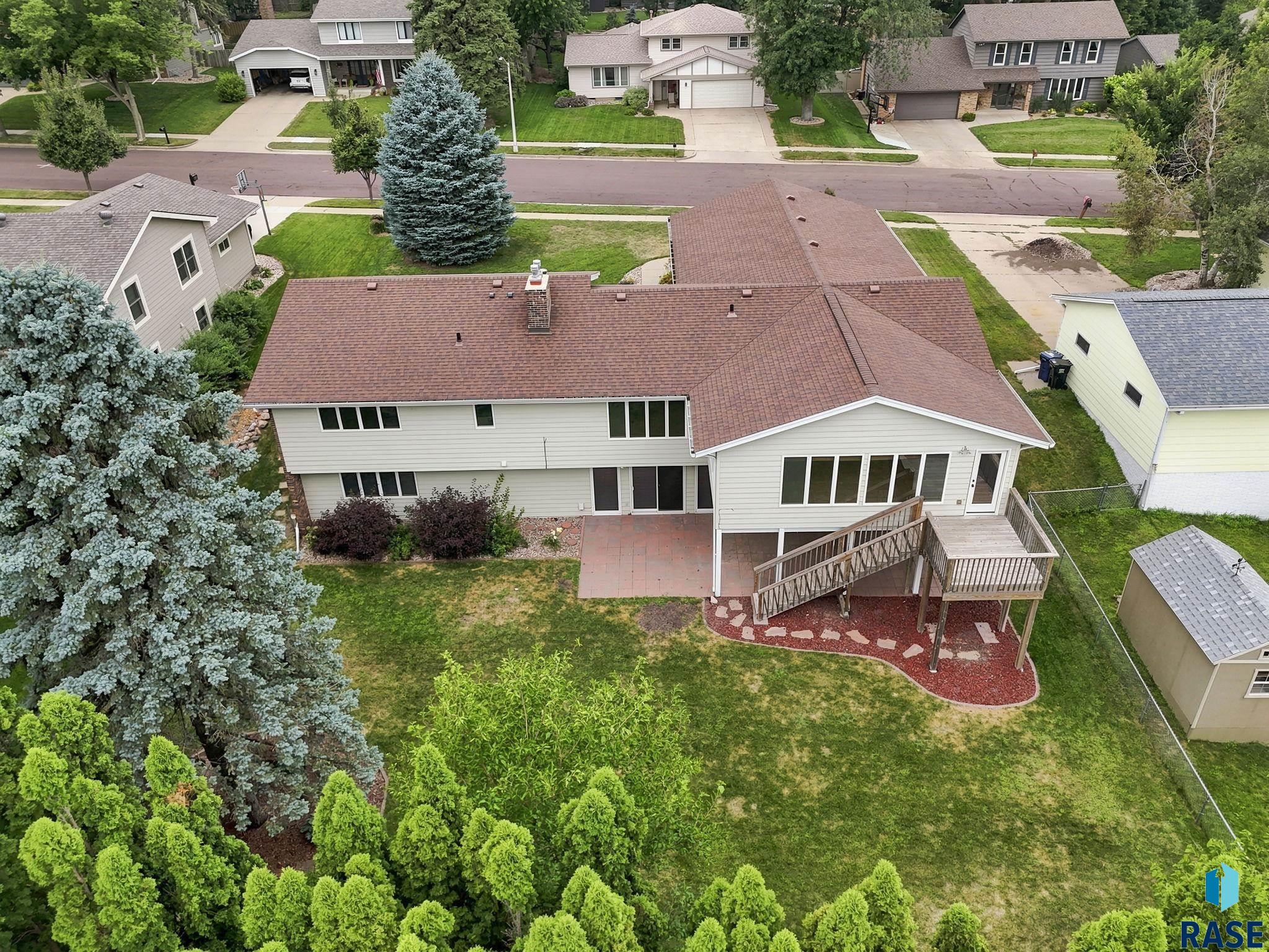 main property photo 58