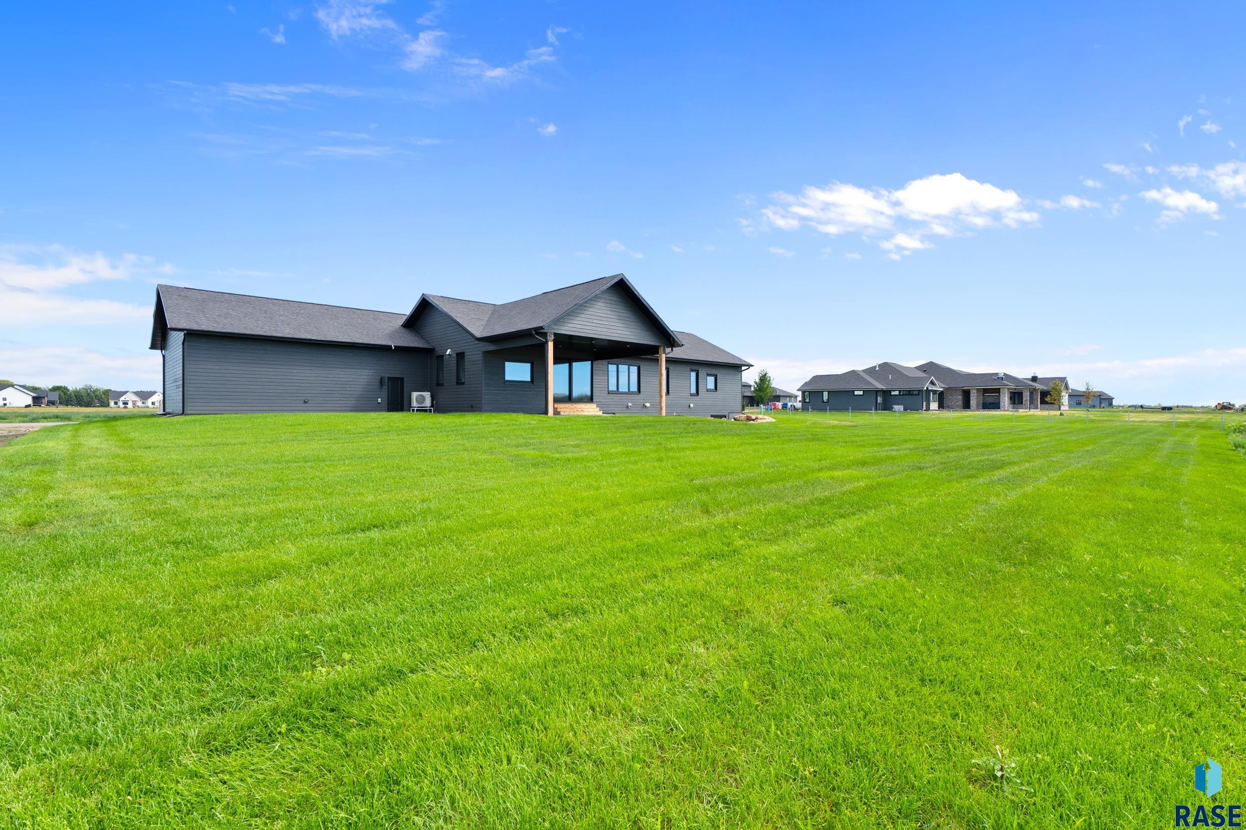 main property photo 76