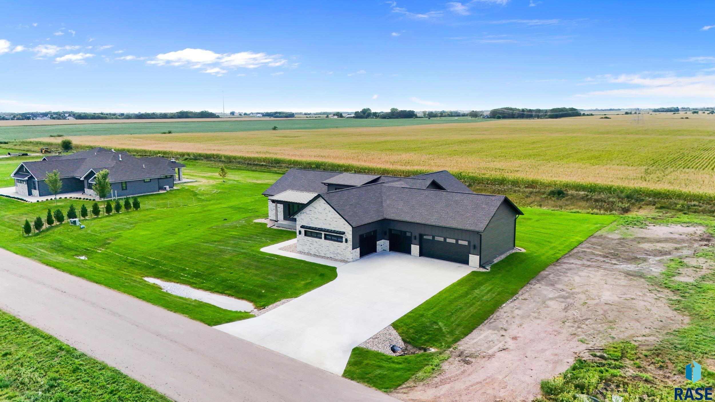 main property photo 78